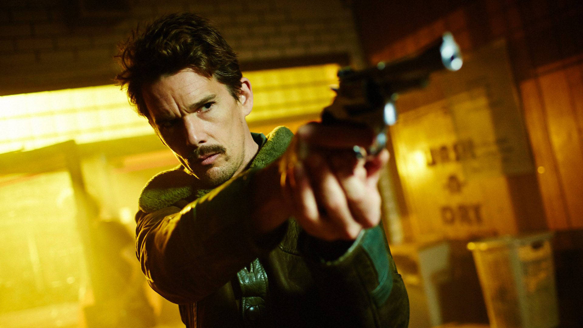 Ethan Hawke, revolver, dimly lit, Full HD Desktop Wallpaper