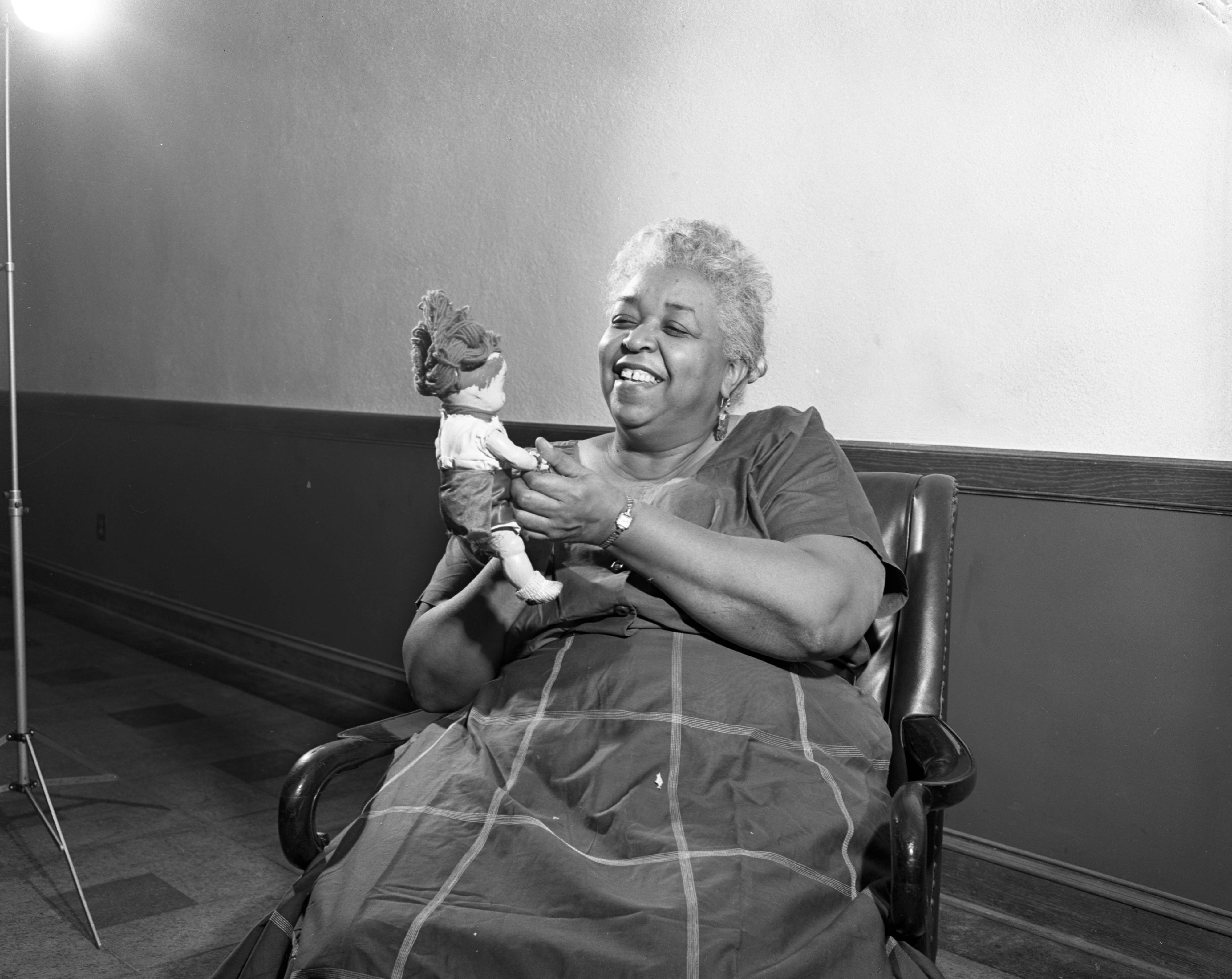 Ethel Waters, short curly hair, doll, 4K Desktop Wallpaper
