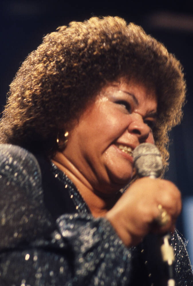 Etta James, sparkling blue outfit, stage lights, SD Phone Wallpaper