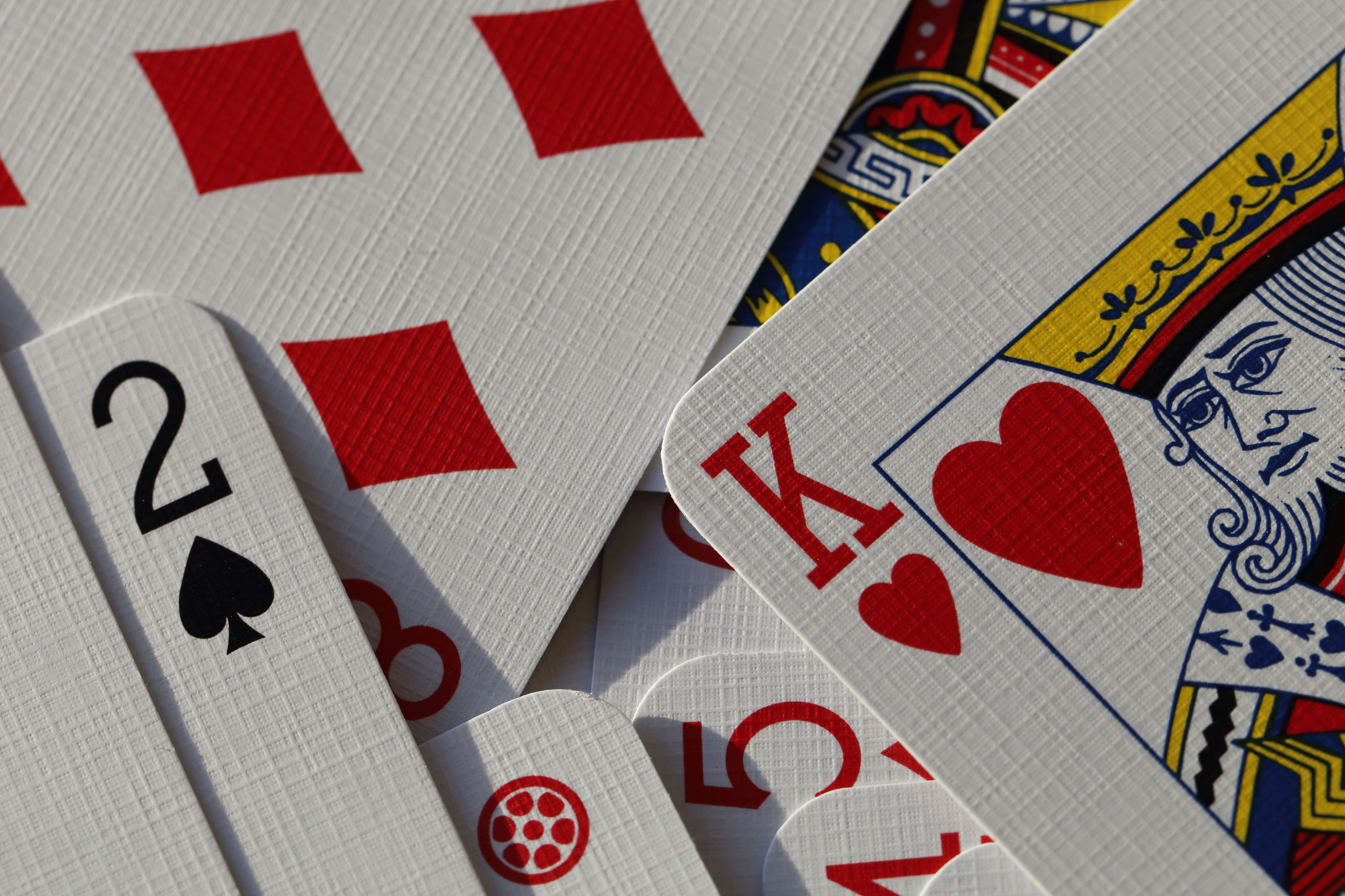 Euchre, spades, king of hearts, 5K Desktop Wallpaper