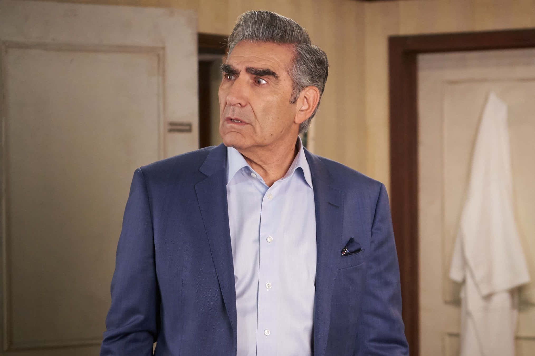 Eugene Levy, blue suit, light blue shirt, Full HD Desktop Wallpaper