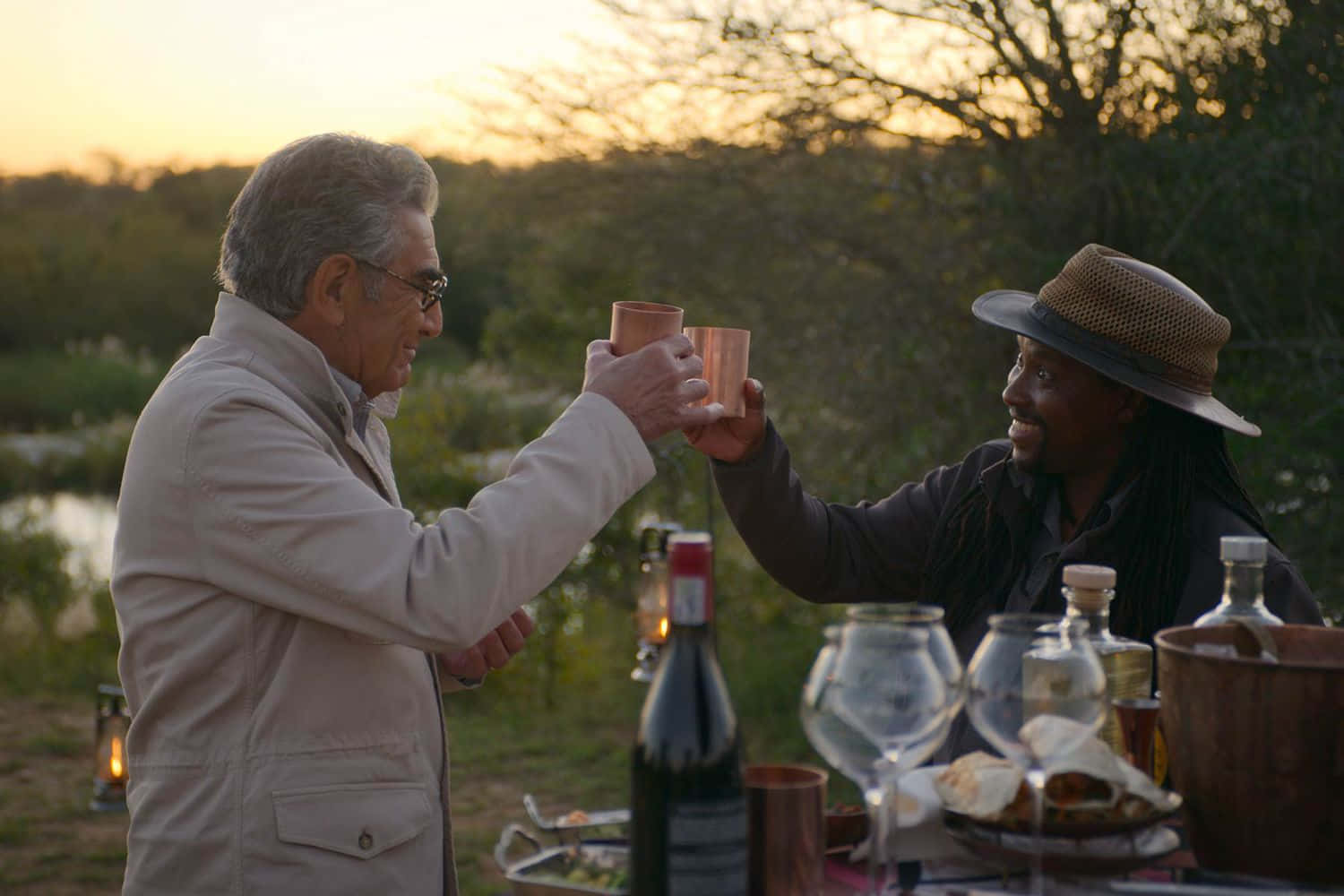 Eugene Levy, copper mugs, warm sunset glow, HD Desktop Wallpaper