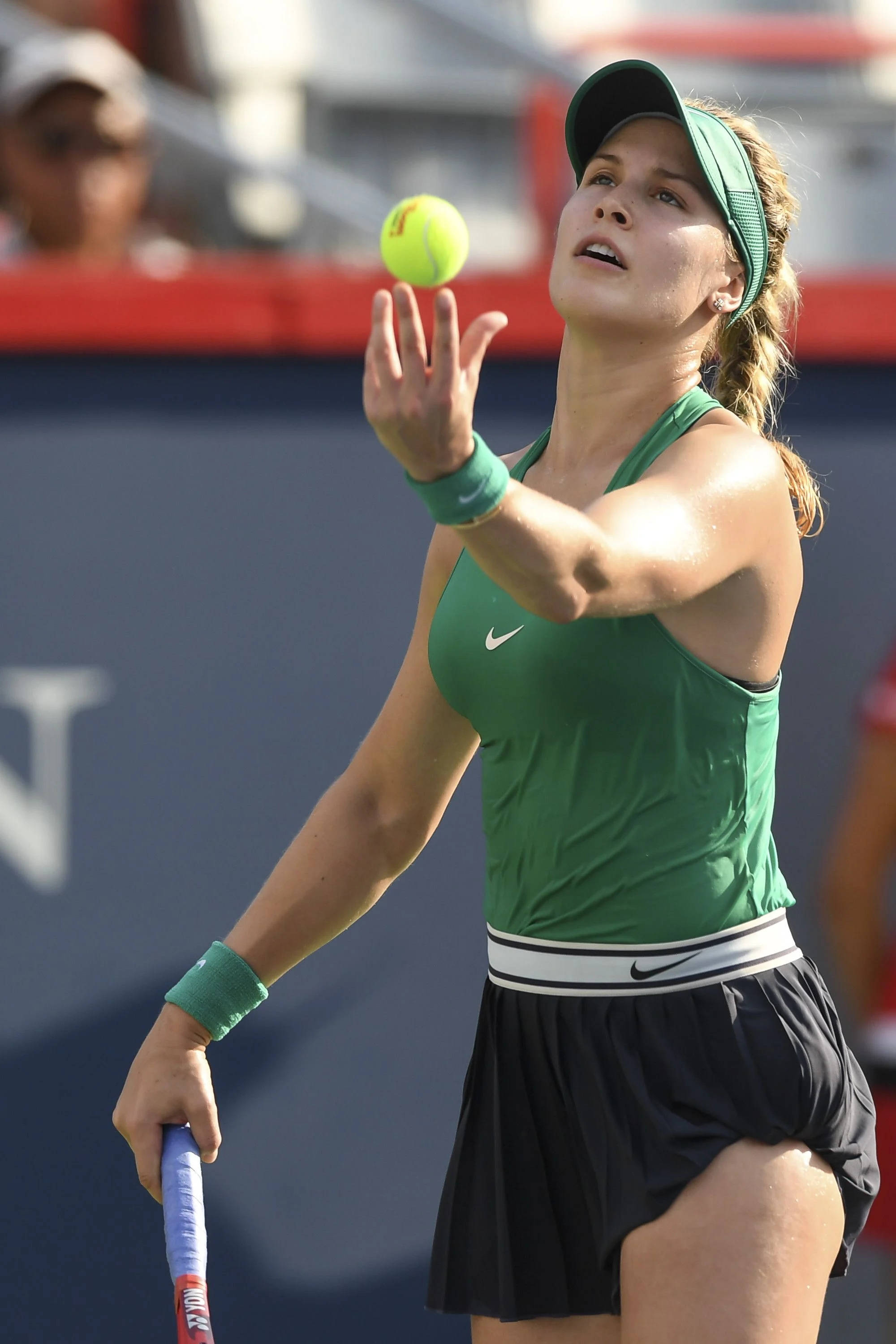 Eugenie Bouchard, green attire, yellow ball, 2K Phone Wallpaper