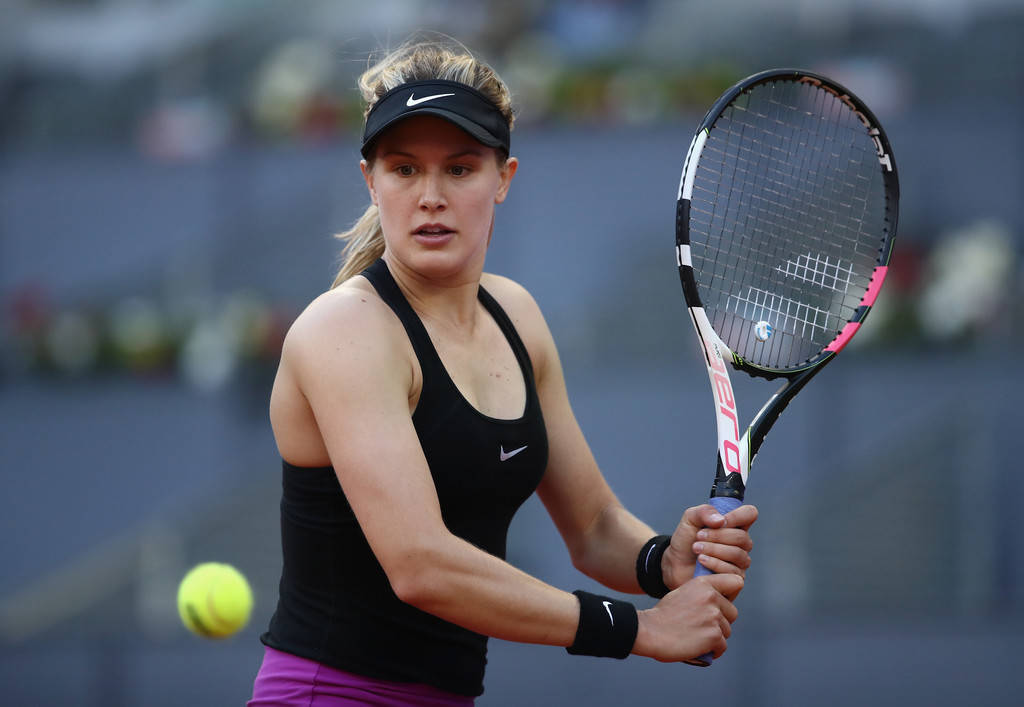 Eugenie Bouchard, black athletic gear, bright yellow tennis ball, SD Desktop Wallpaper