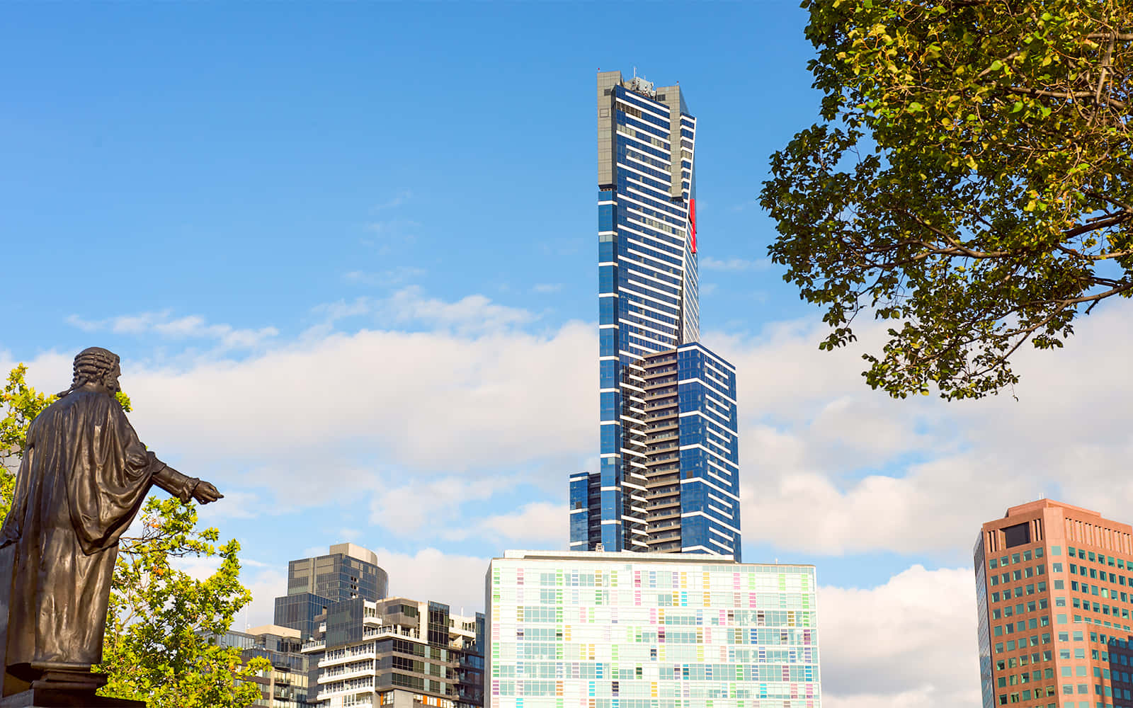 Eureka Tower, bronze statue, lush green trees, HD Desktop Wallpaper