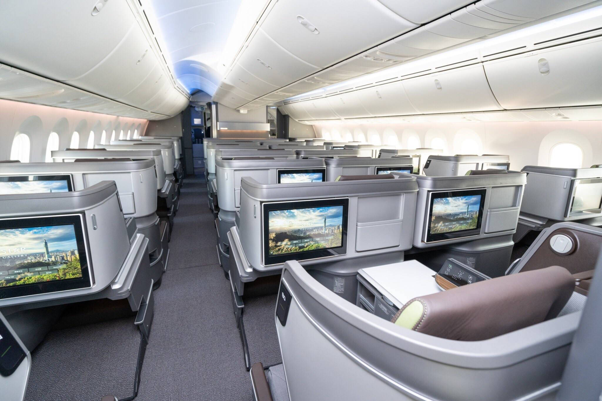 Eva Air, business class cabin, spacious seats, Full HD Desktop Wallpaper