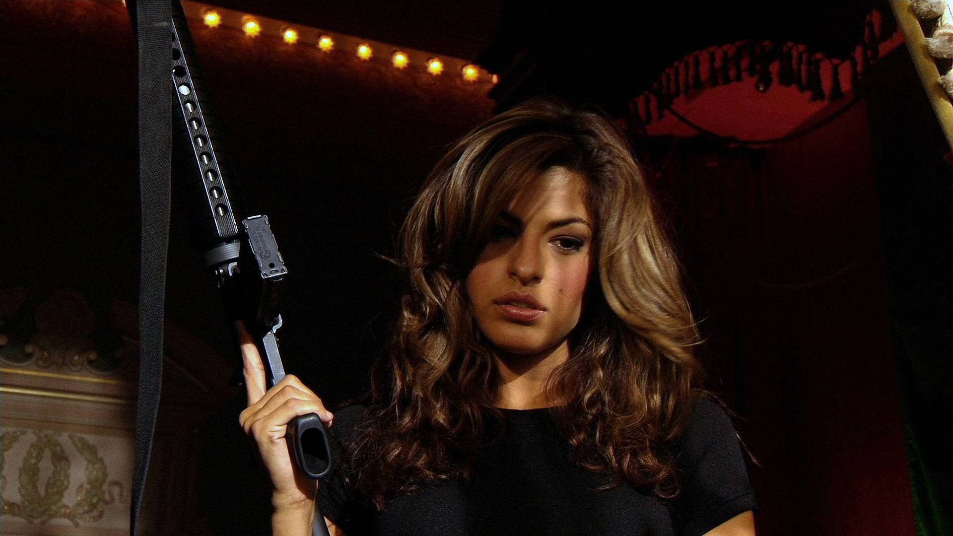 Eva Mendes, wavy brown hair, rifle, Full HD Desktop Wallpaper