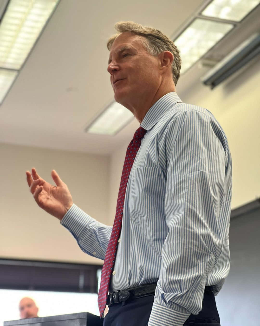 Evan Bayh, striped shirt, red tie, HD Phone Wallpaper