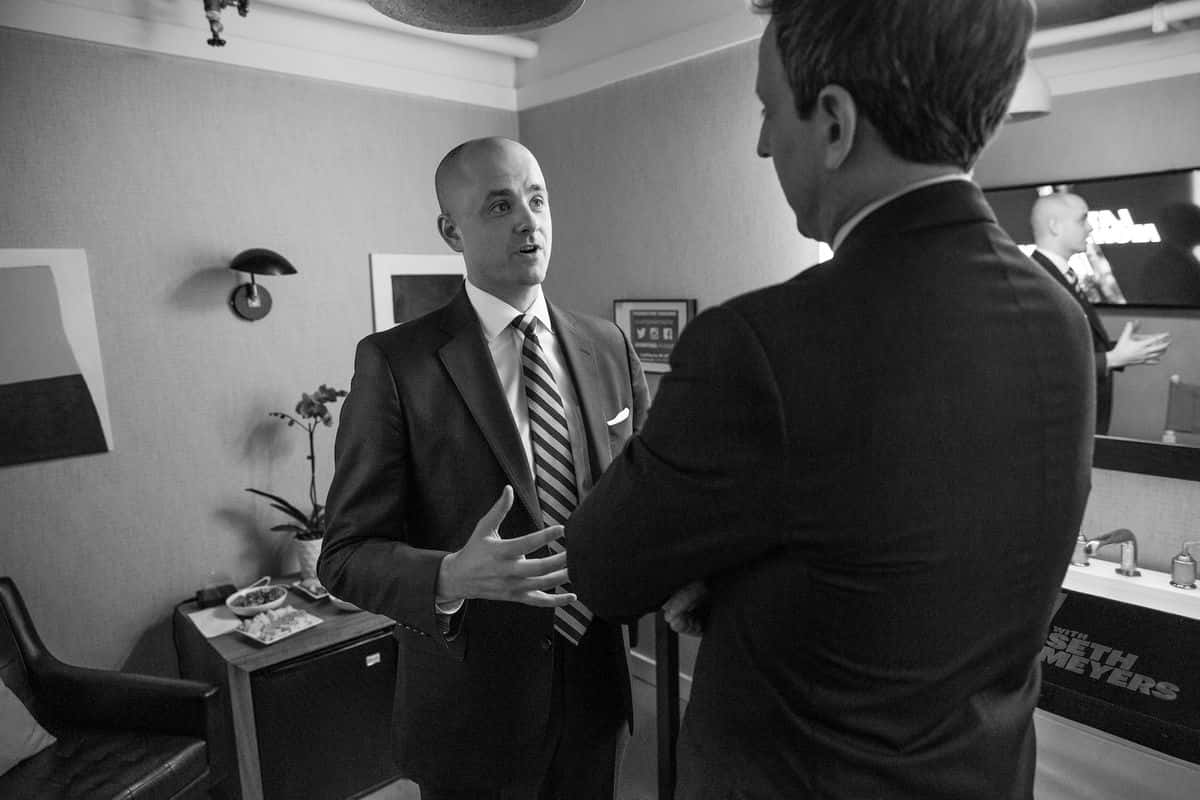 Evan Mcmullin, suit, monochrome office, SD Desktop Wallpaper