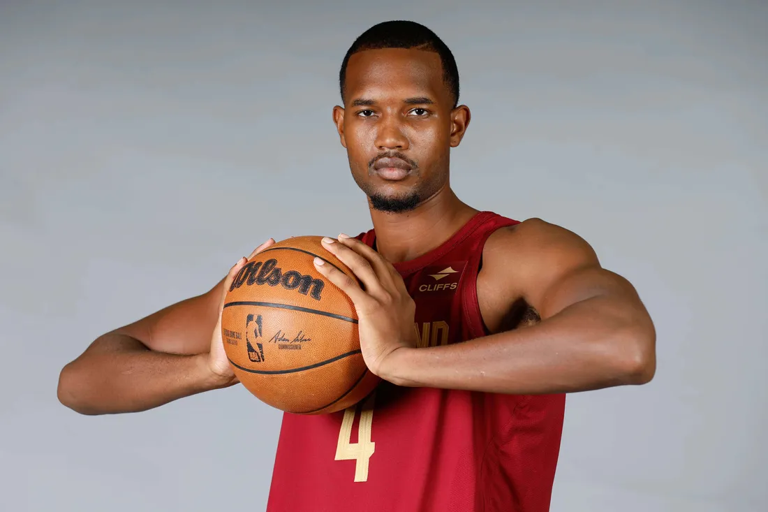Evan Mobley