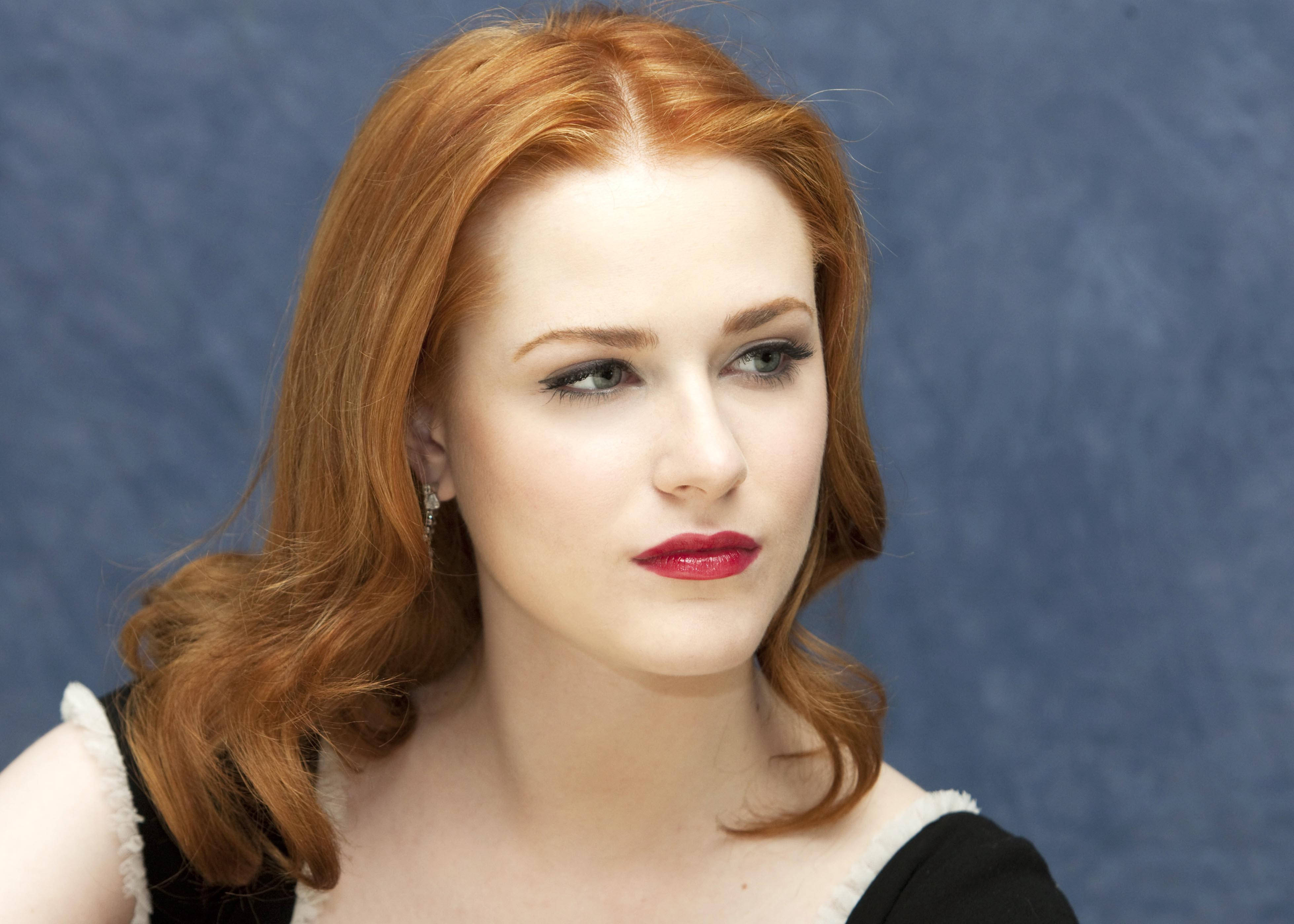 Evan Rachel Wood, vibrant red hair, bold red lips, 4K Desktop Wallpaper