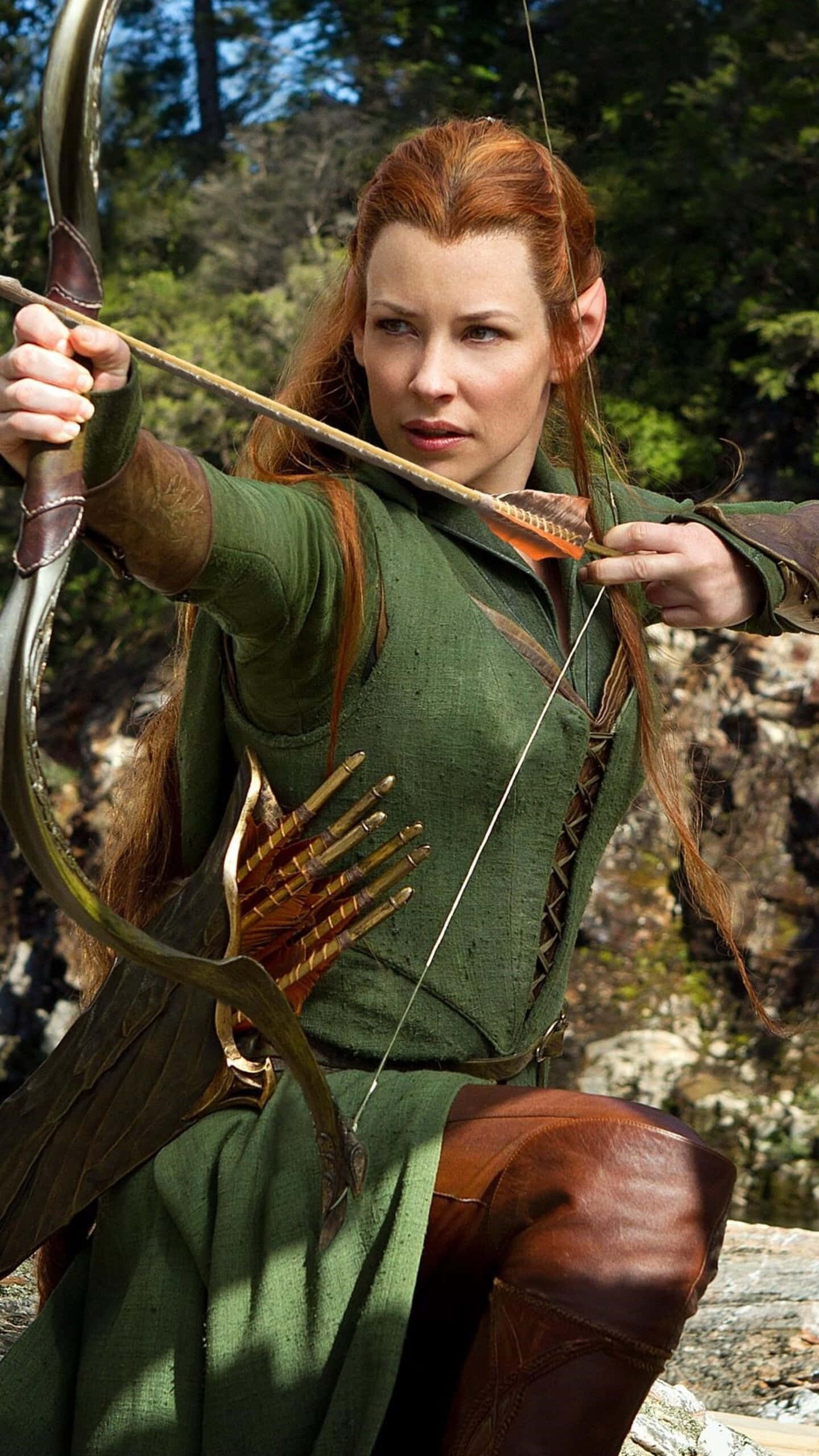 Evangeline Lilly, red-haired elf archer, green robes, 2K Phone Wallpaper