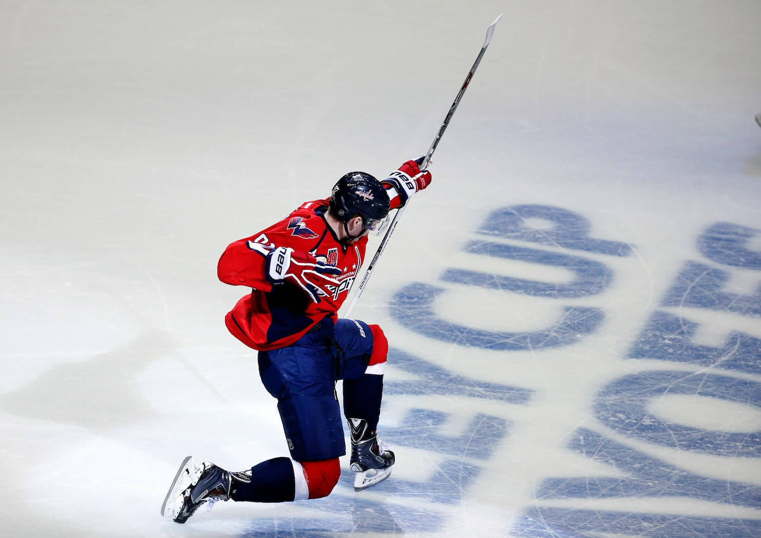 Evgeny Kuznetsov, red and blue uniform, ice, HD Desktop Wallpaper