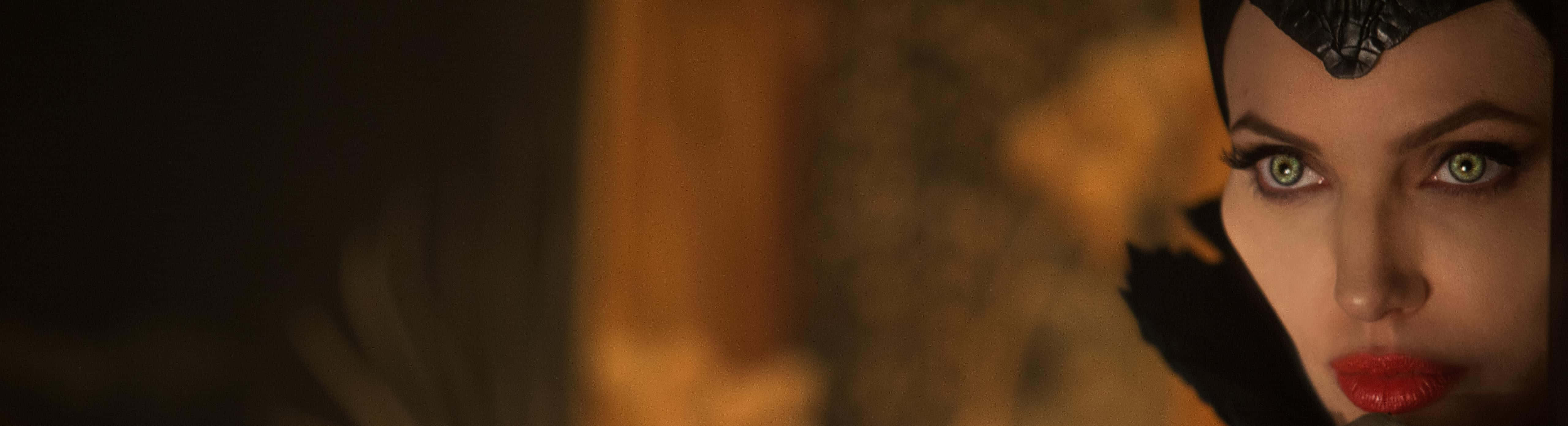 Evil Witch, green eyes, red lips, 5K Desktop Wallpaper