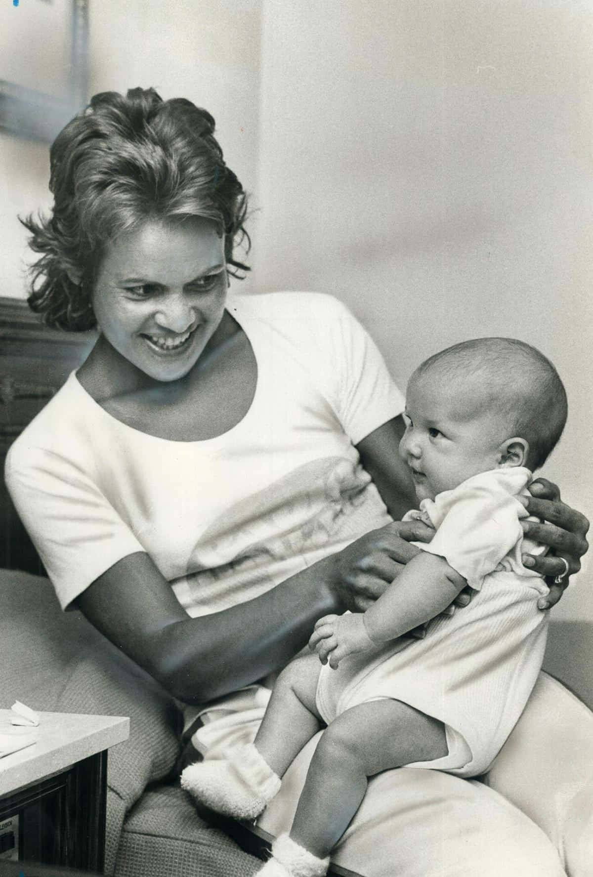 Evonne Goolagong Cawley, daughter, baby, HD Phone Wallpaper