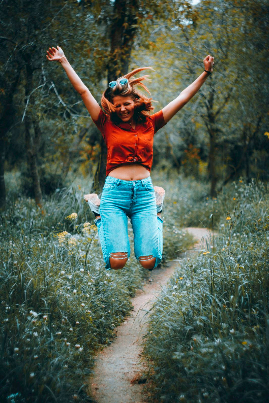 excited girl, forest pathway, orange top, HD Phone Wallpaper