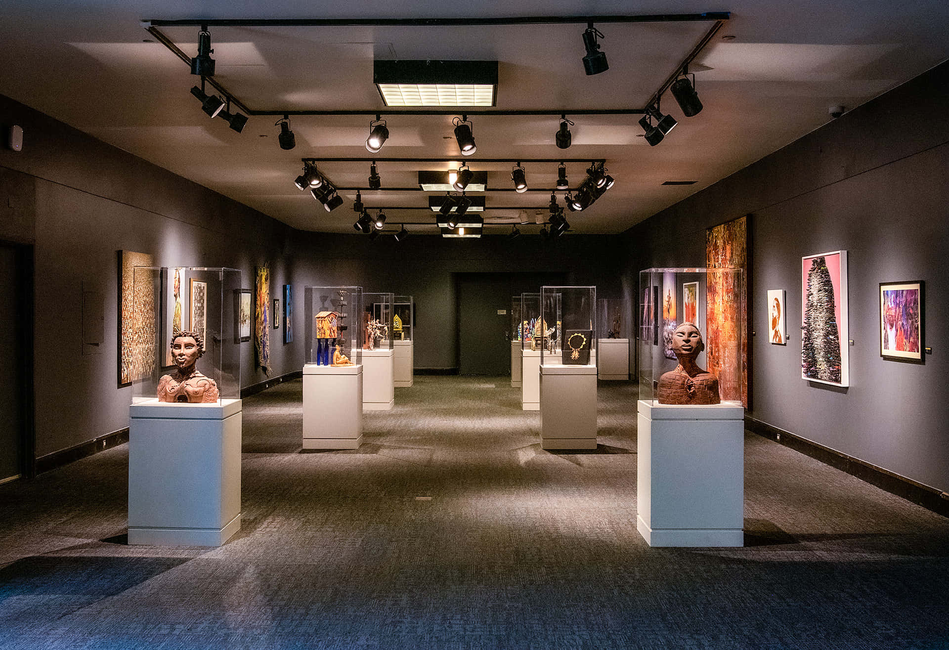 exhibition, museum gallery, spotlights, Full HD Desktop Wallpaper