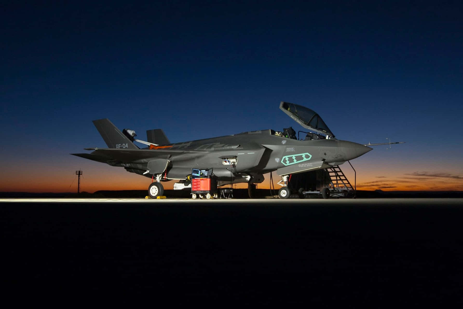 F35, dusk, runway, Full HD Desktop Wallpaper