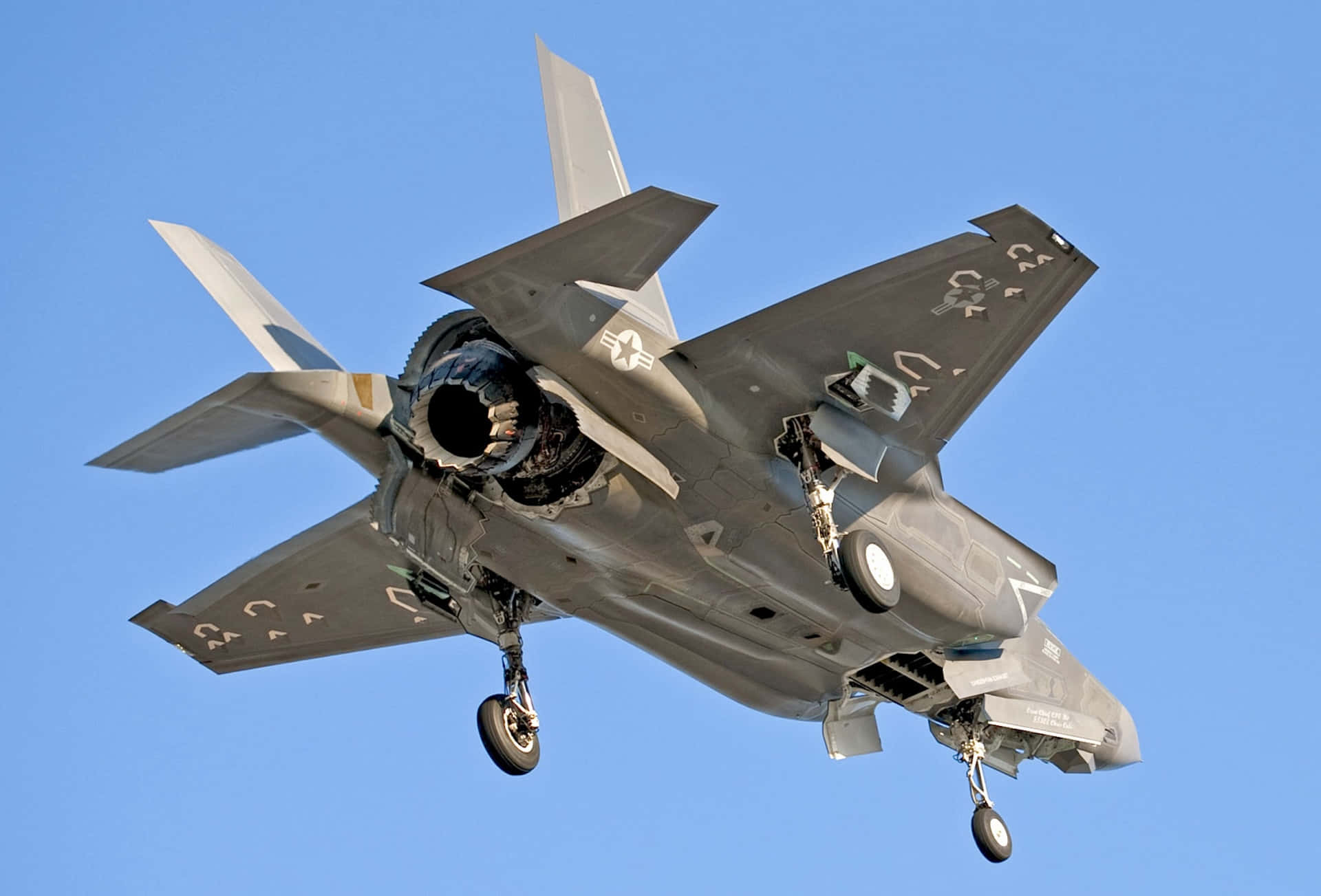 F-35, fighter jet, landing gear down, Full HD Desktop Wallpaper