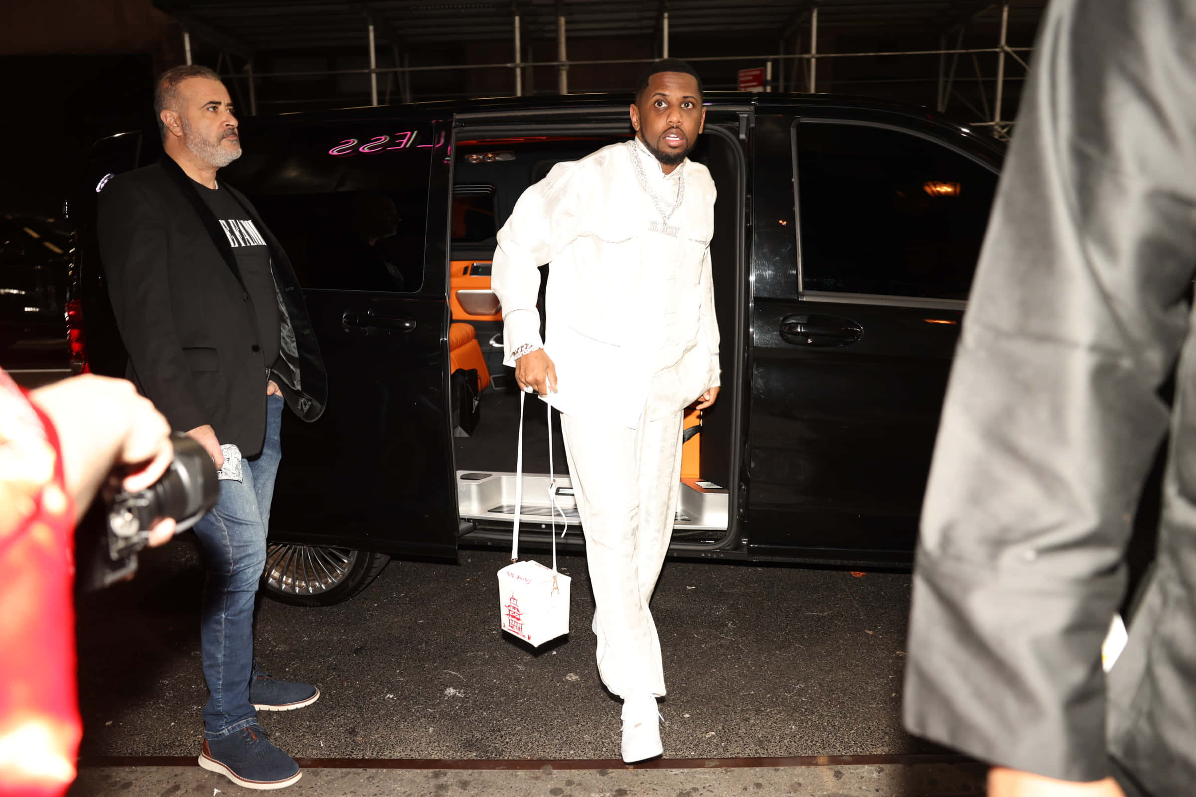 Fabolous, white suit, black van, Full HD Desktop Wallpaper