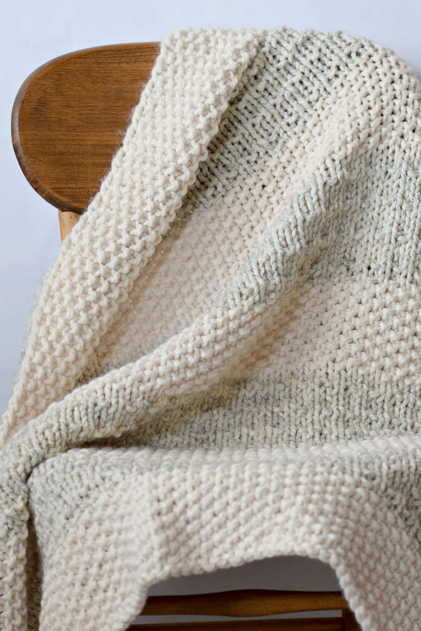 white knitting yarn, cream knit blanket, wooden chair back, Full HD Phone Wallpaper