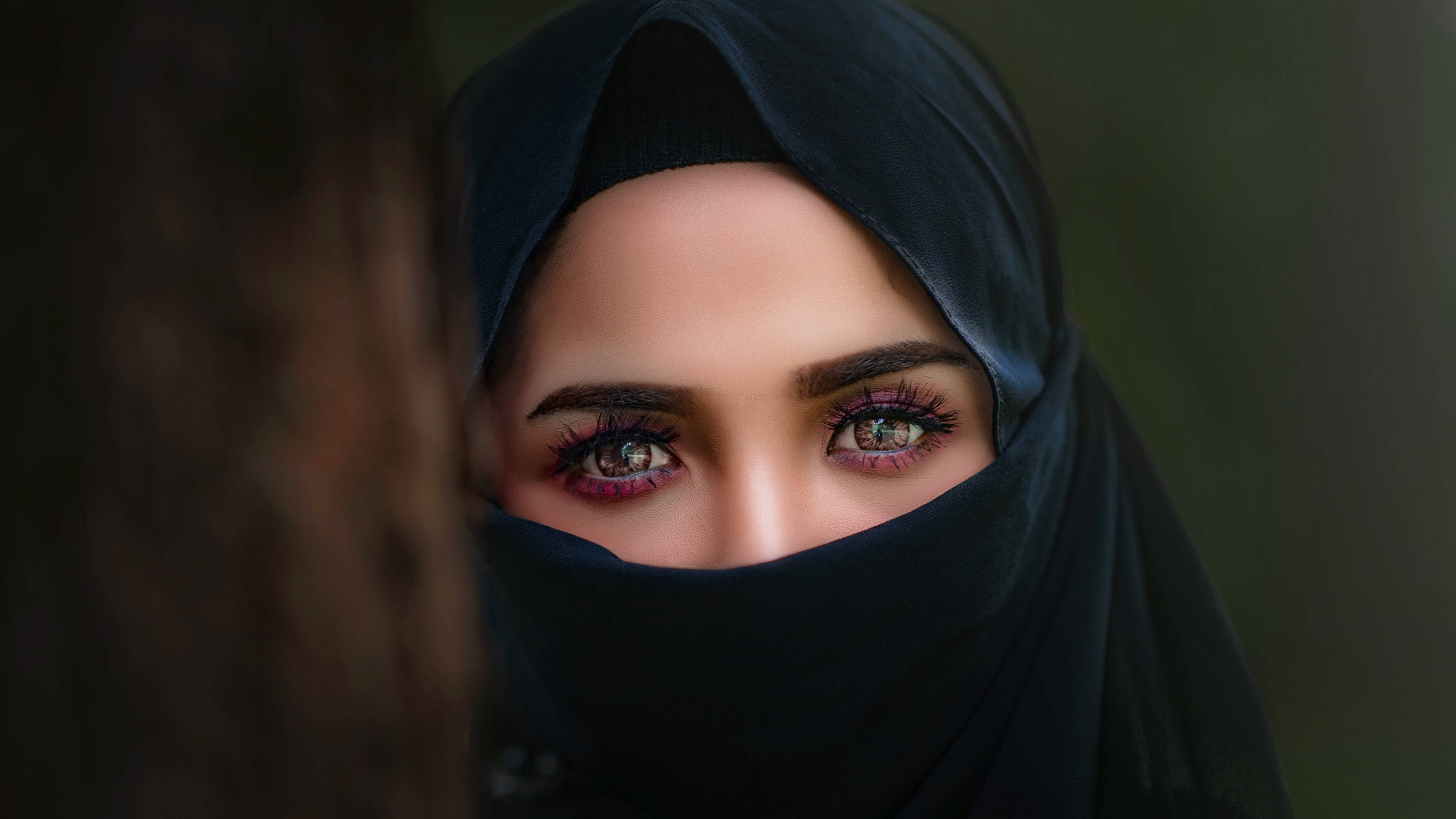 woman, black hijab, vividly colored eyes, 4K Desktop Wallpaper