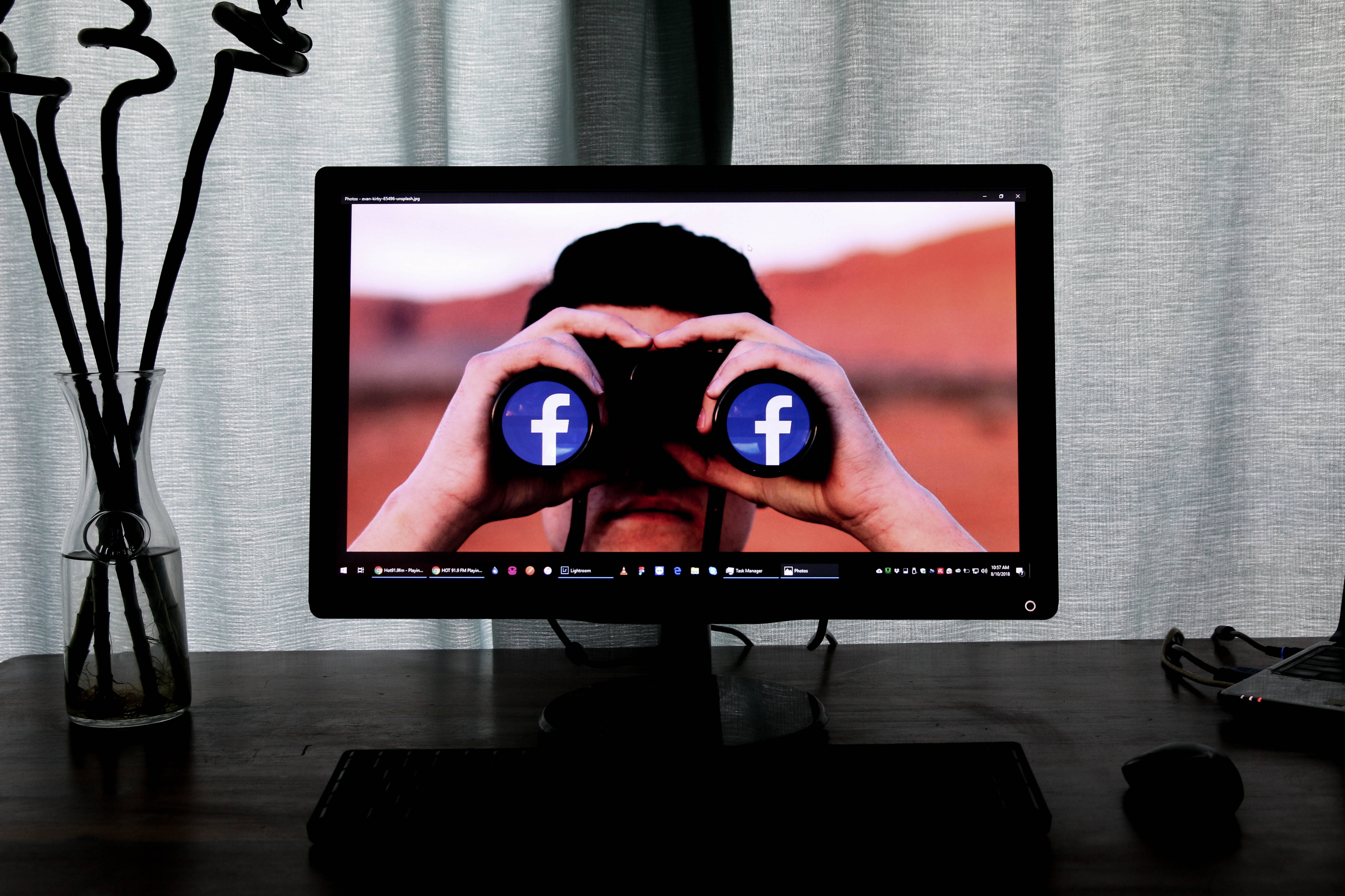 Facebook, binoculars, computer monitor, 5K Desktop Wallpaper