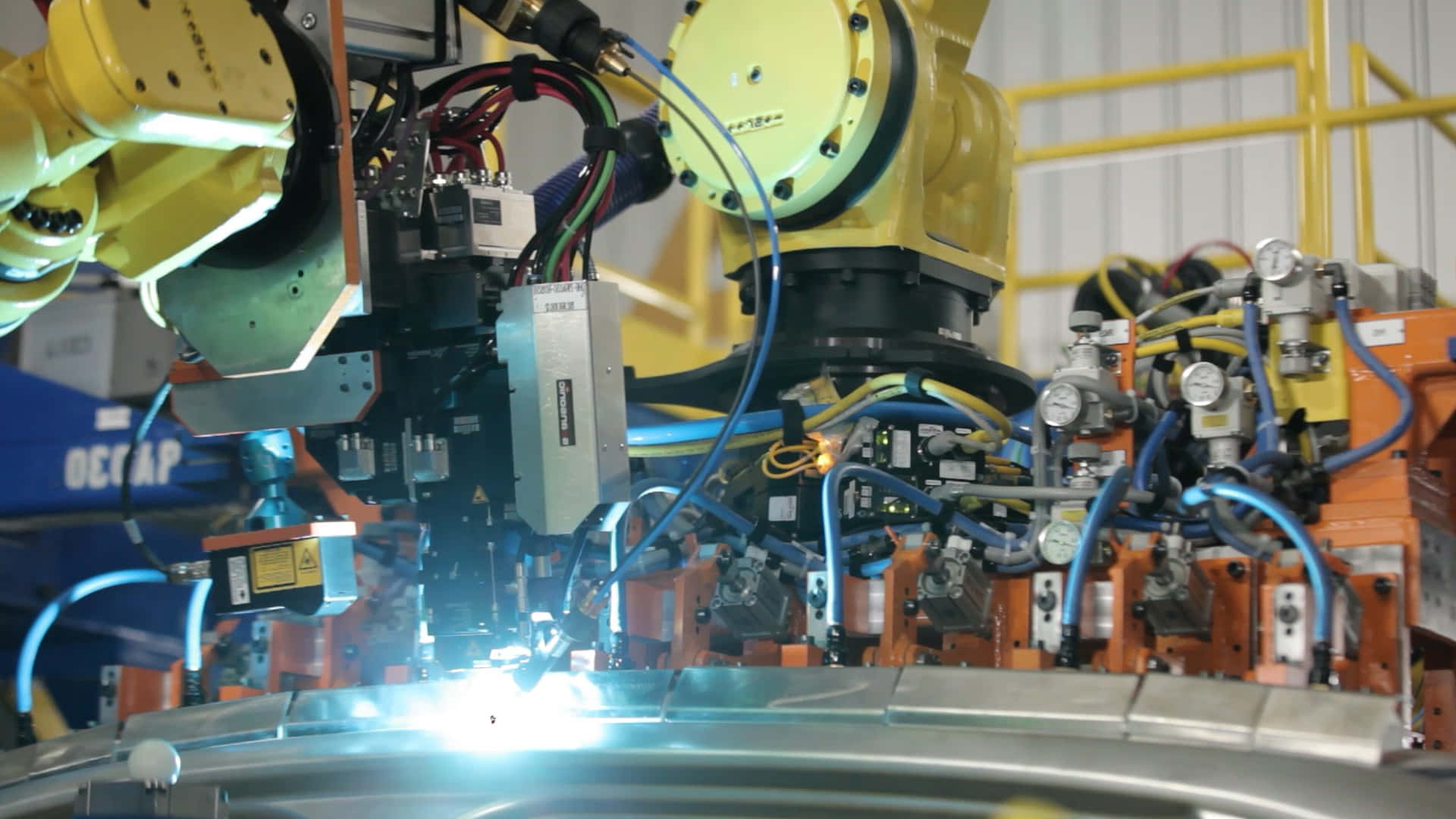 yellow robotic arms, welding a car body, factory, Full HD Desktop Wallpaper