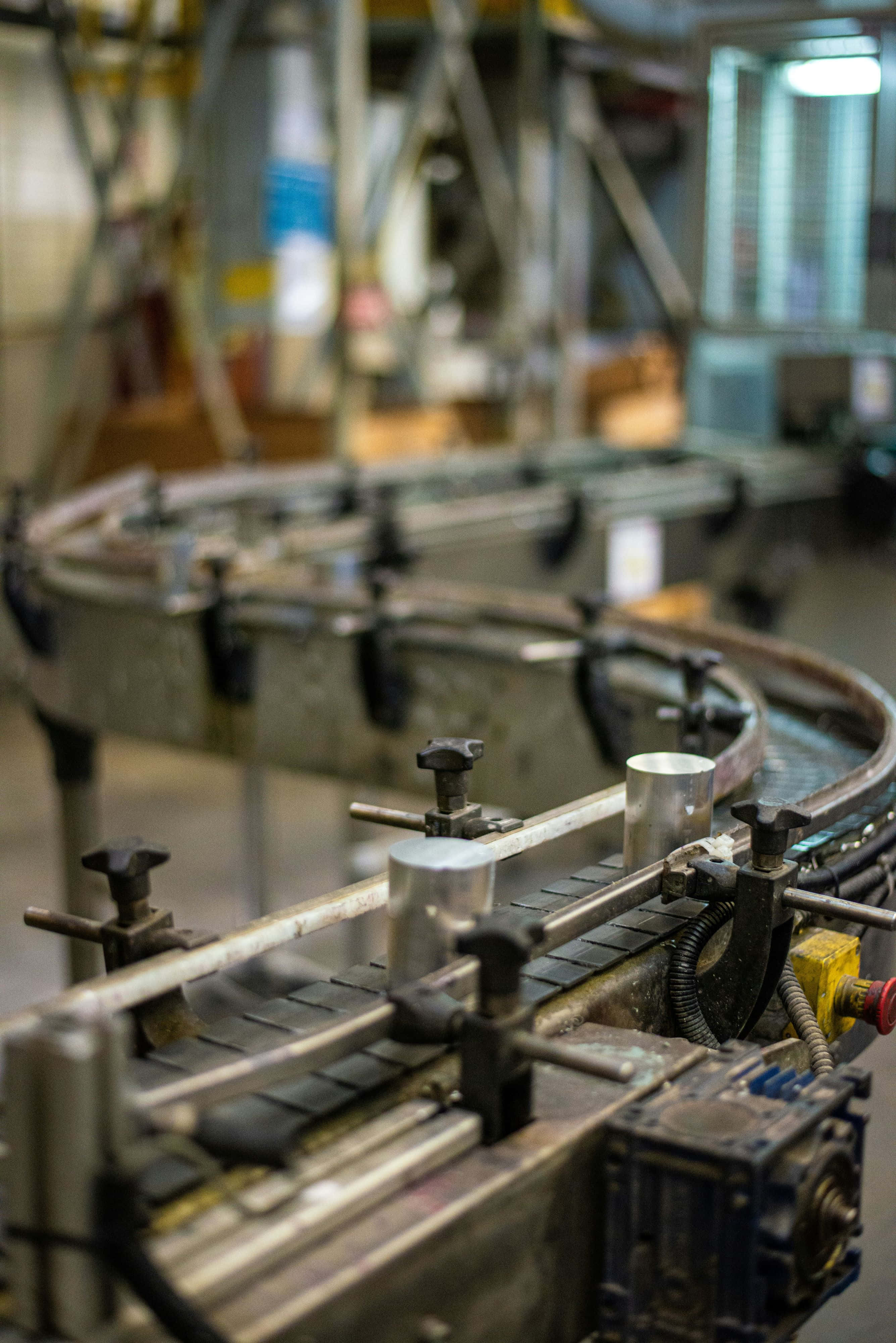 industrial conveyor belt, factory, metal cups, 4K Phone Wallpaper