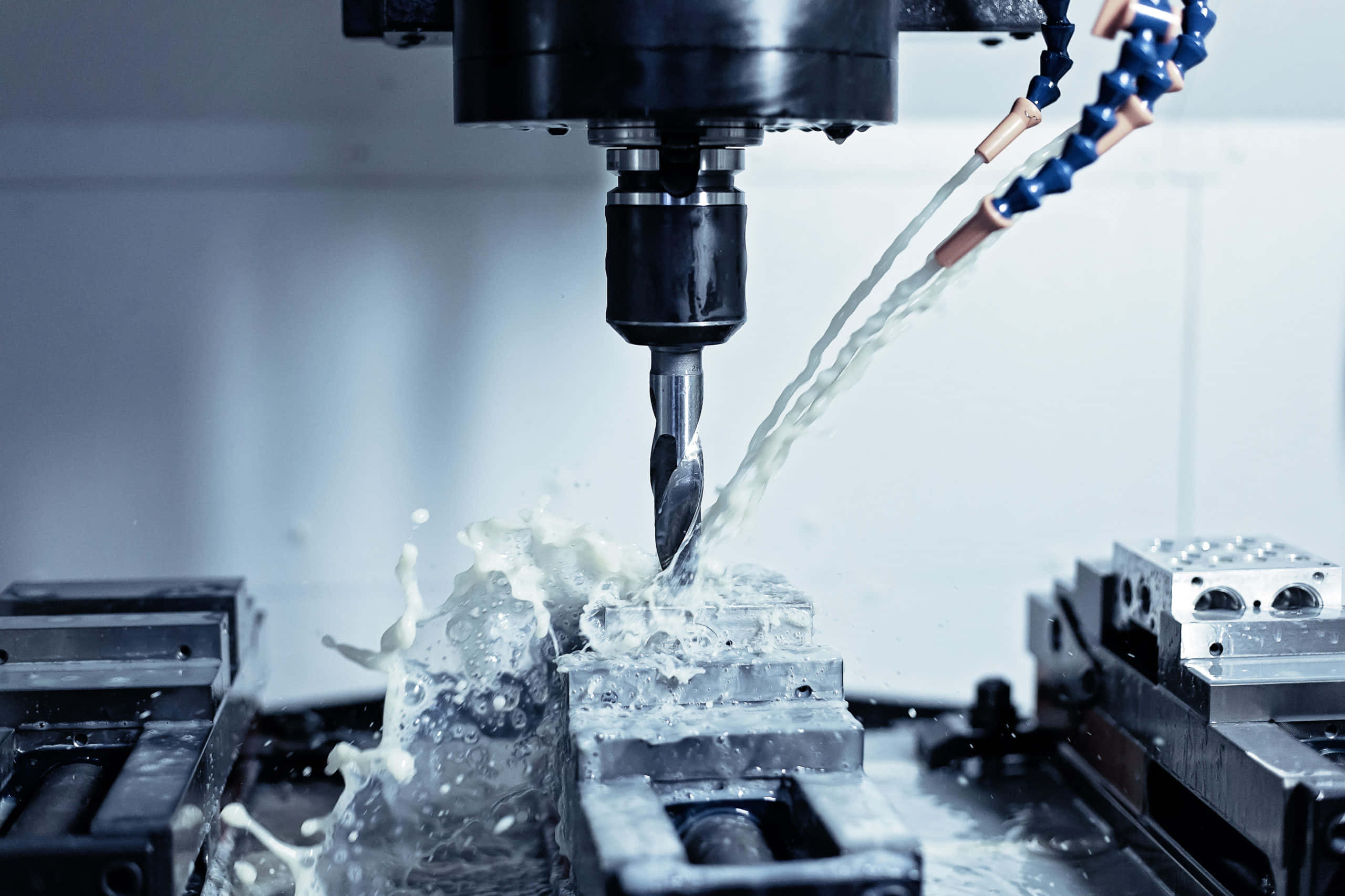 CNC machine, metal drill, coolant spray, 2K Desktop Wallpaper