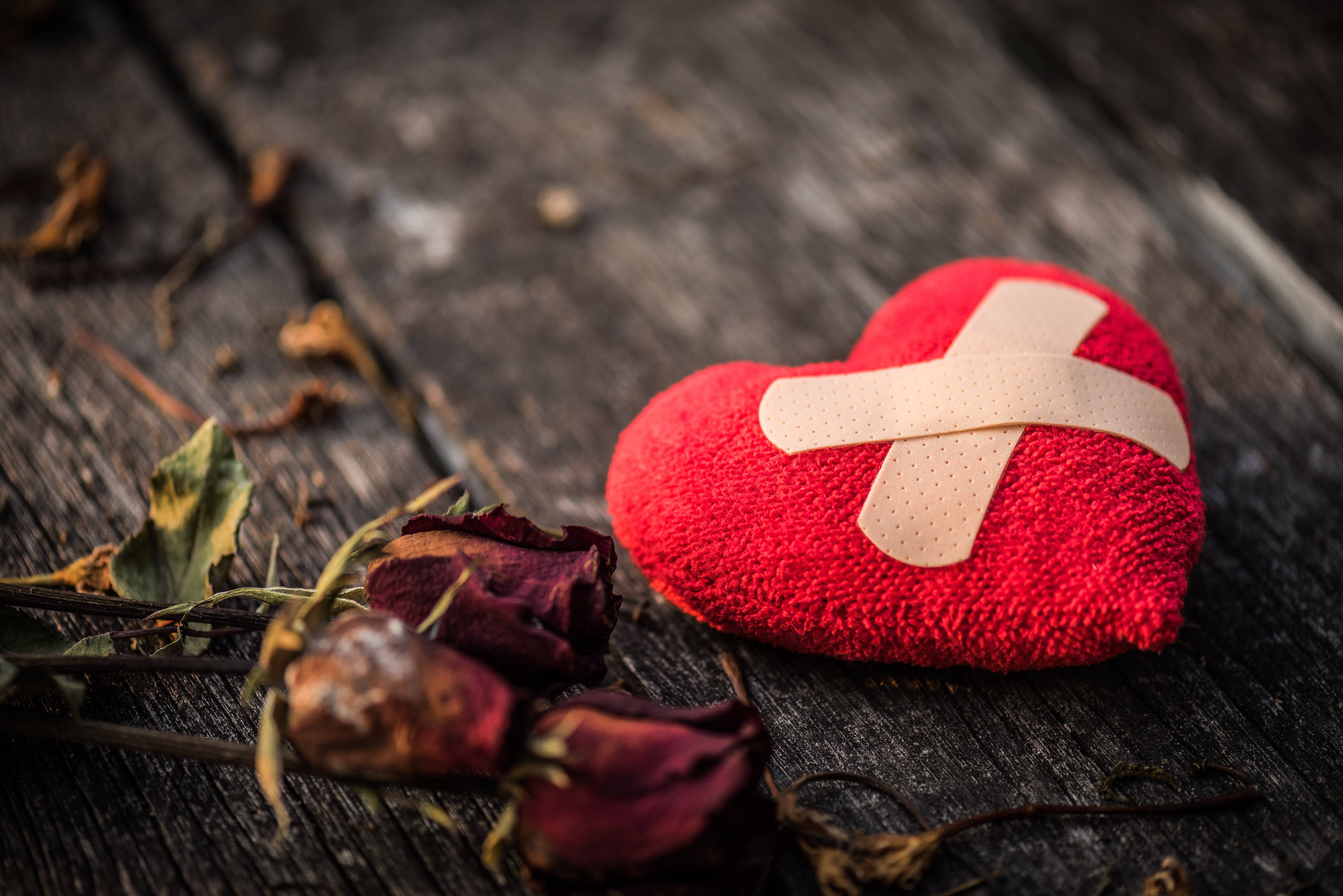 love failure heart and roses, red heart-shaped pillow, beige bandage cross, 5K Desktop Wallpaper