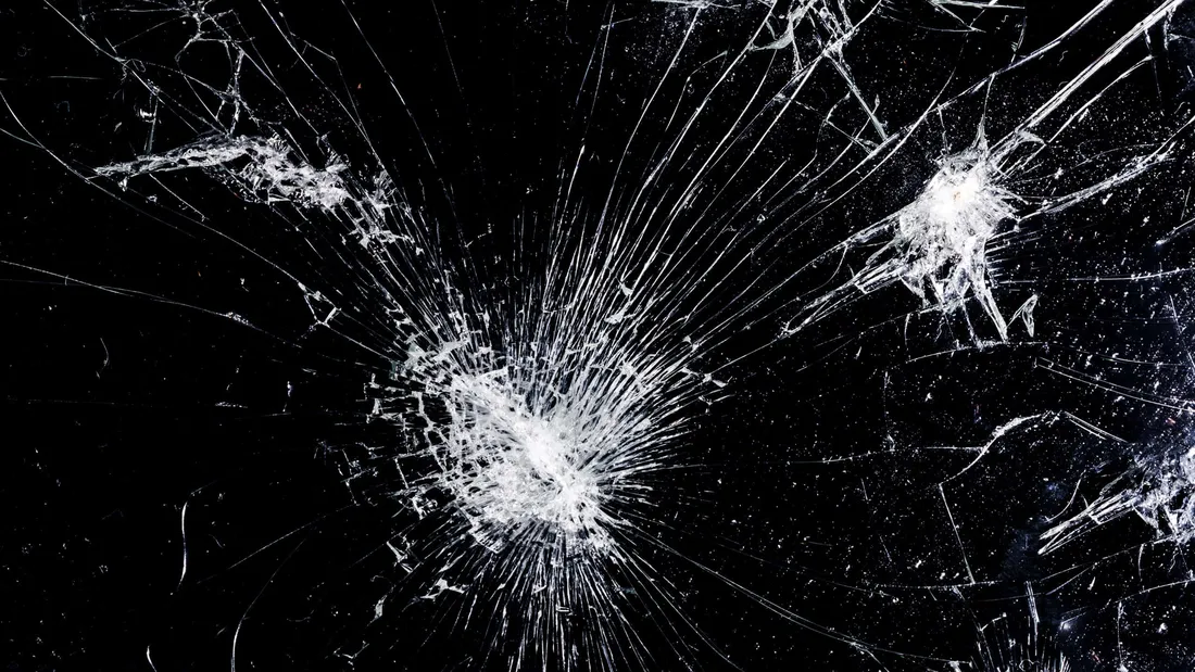 Fake Broken Screen