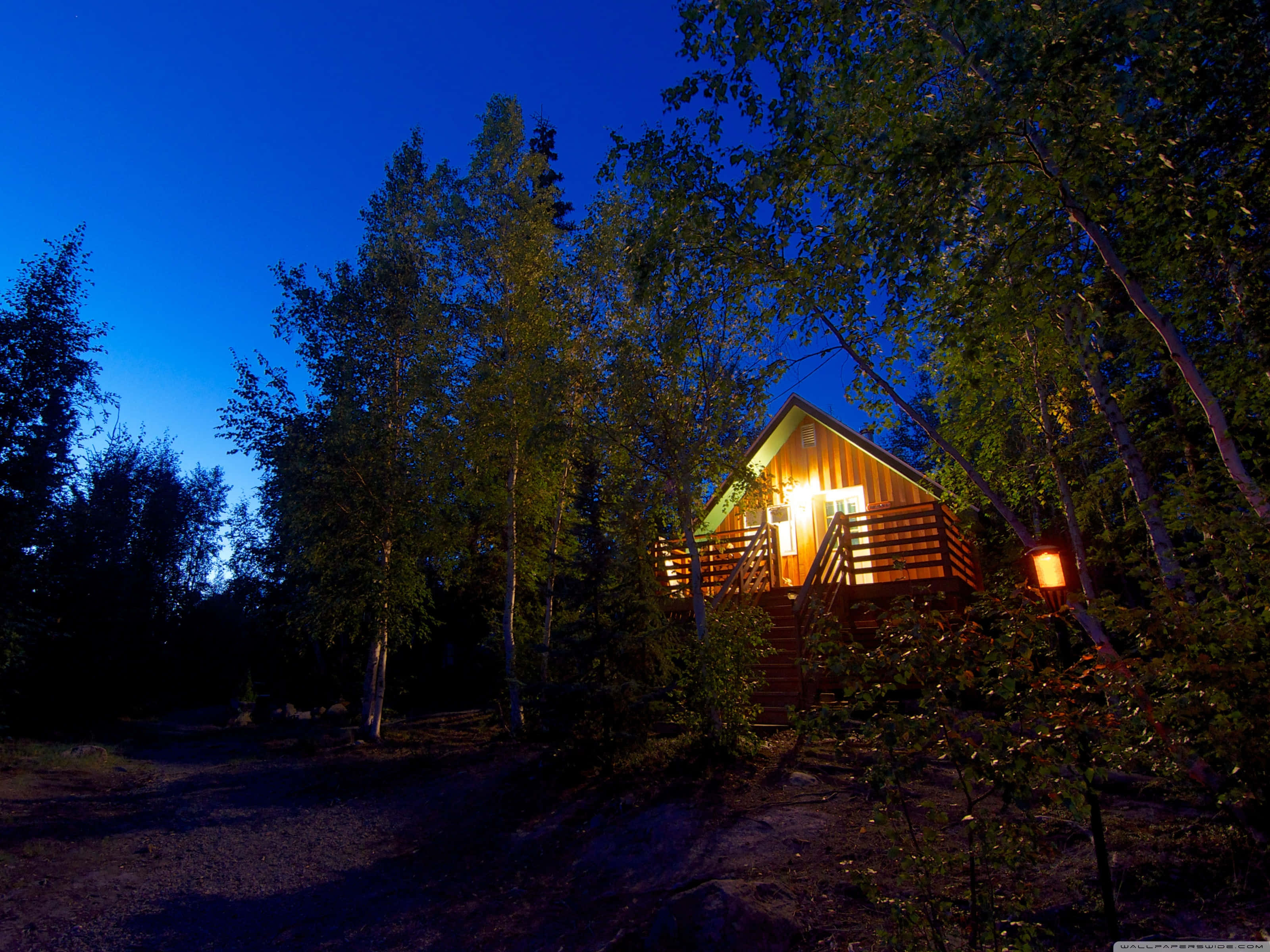 cabin, wooden cabin, deep blue twilight sky, 2K Desktop Wallpaper