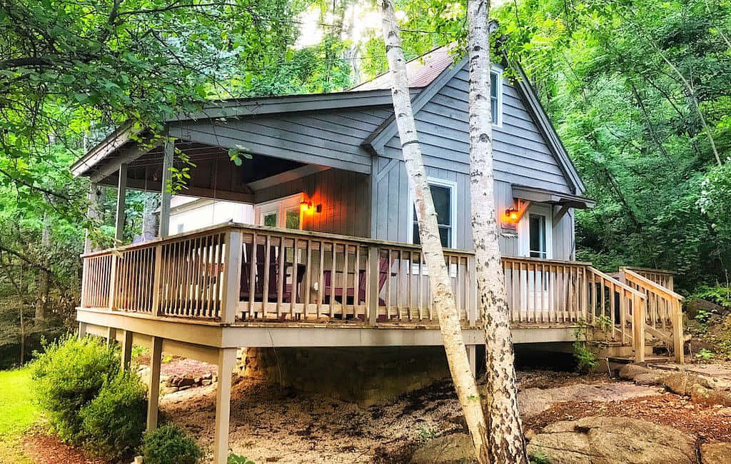 Fall Cabin, gray cabin, wooden deck, SD Desktop Wallpaper