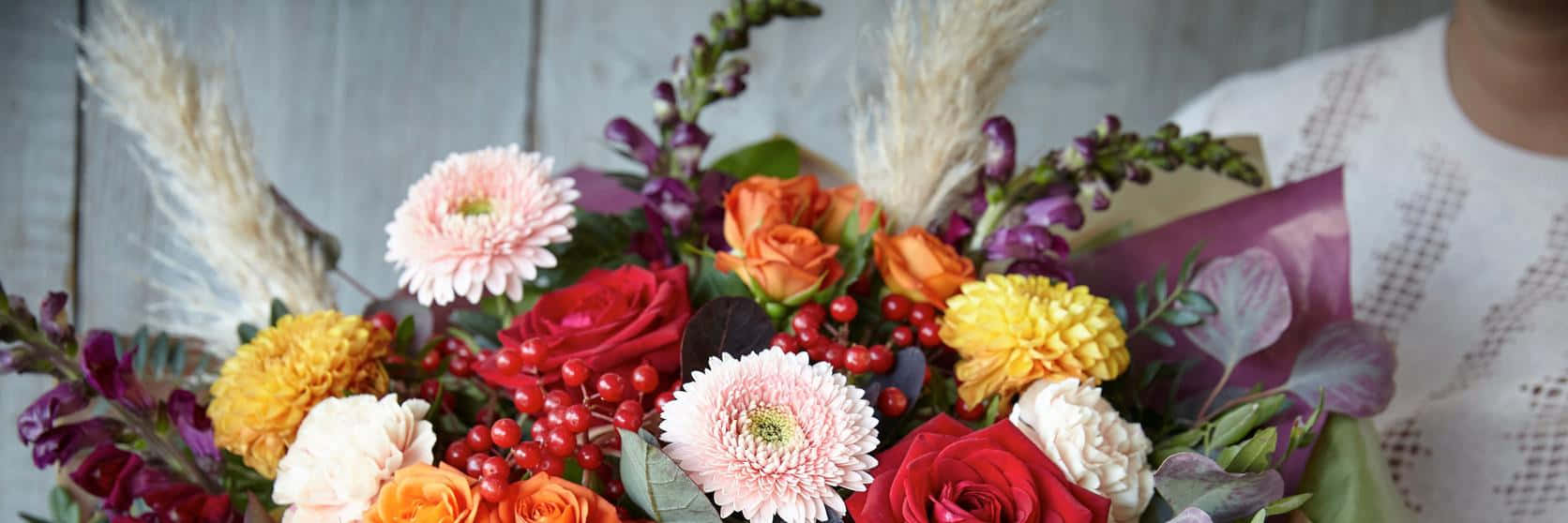 Fall Flowers, red roses, orange chrysanthemums, HD Desktop Wallpaper
