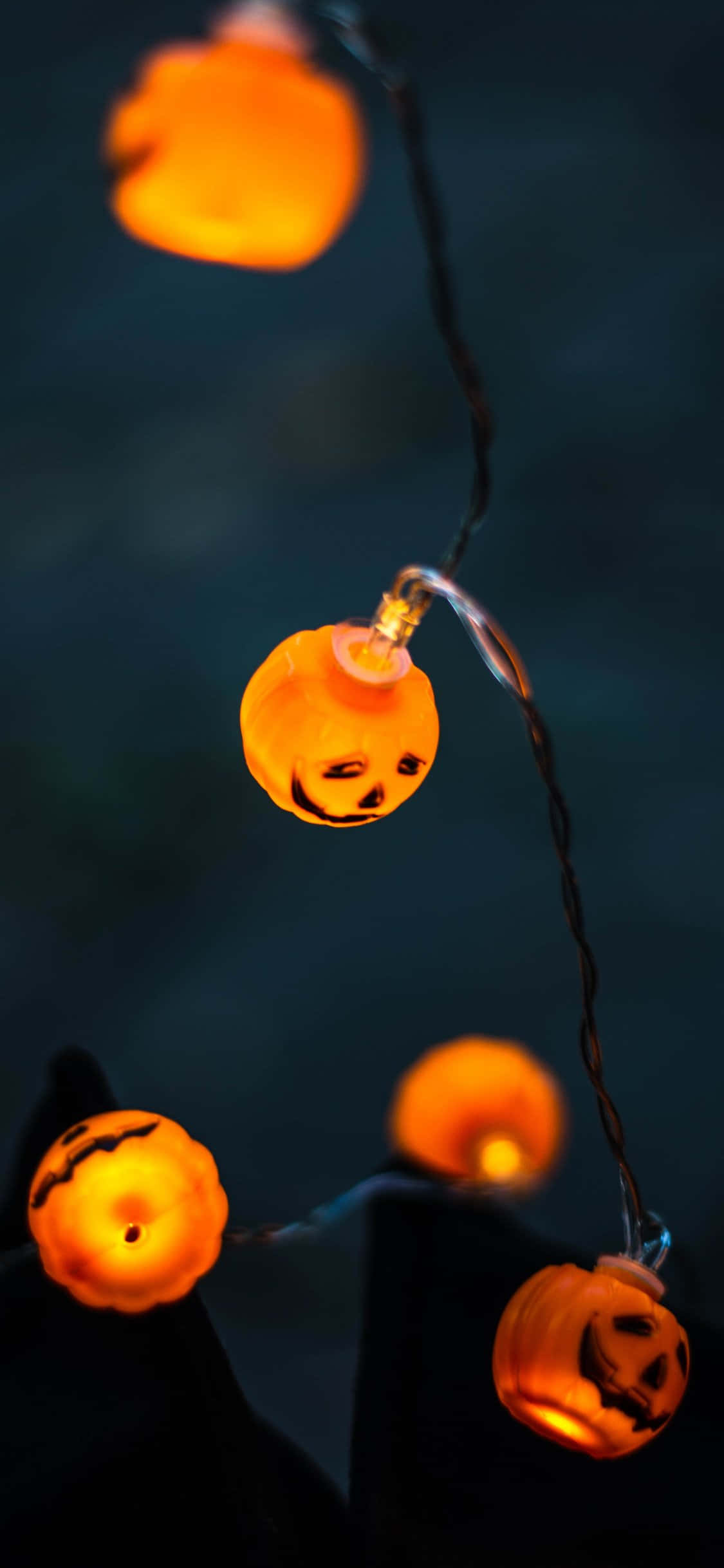 Fall Halloween, iPhone, glowing orange jack-o'-lantern string lights, Full HD Phone Wallpaper