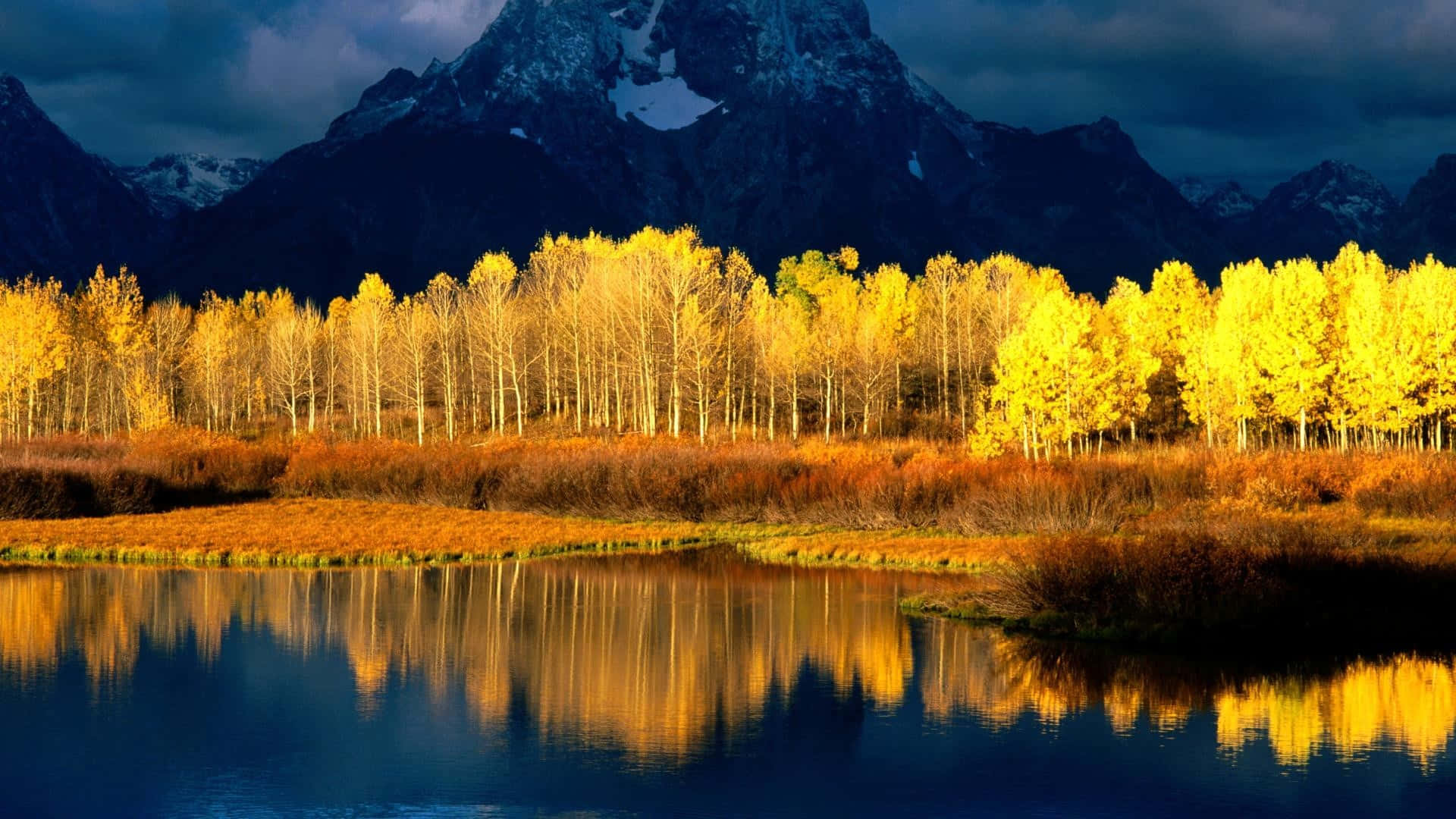 Fall Mountains, golden aspen trees, calm waters, Full HD Desktop Wallpaper