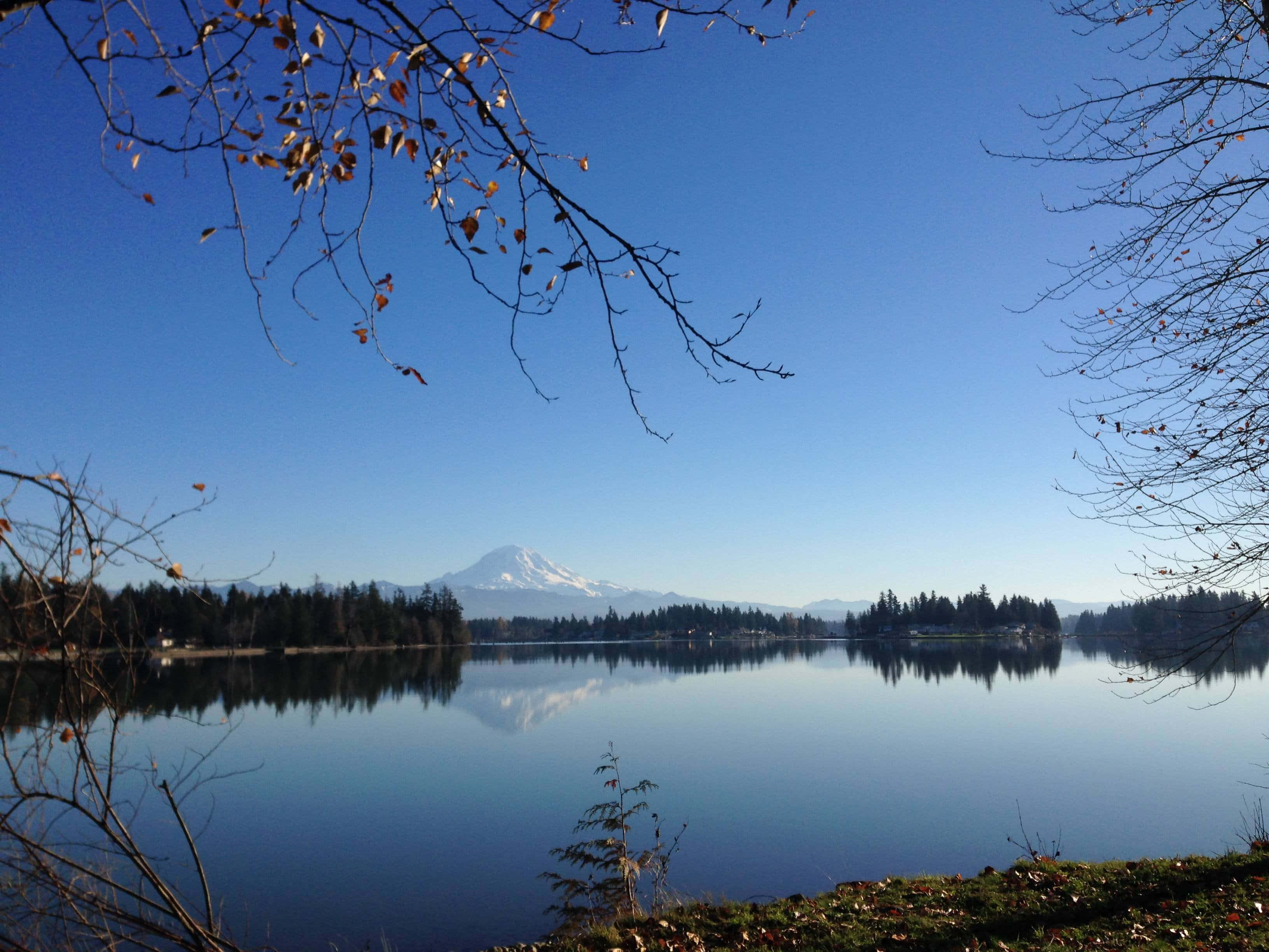 crisp sea in fall, serene lake, snow-capped mountain, 2K Desktop Wallpaper