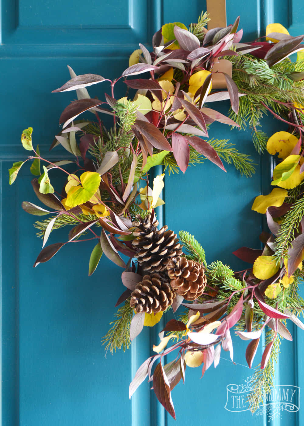 Fall Wreath, pinecones, burgundy leaves, HD Phone Wallpaper