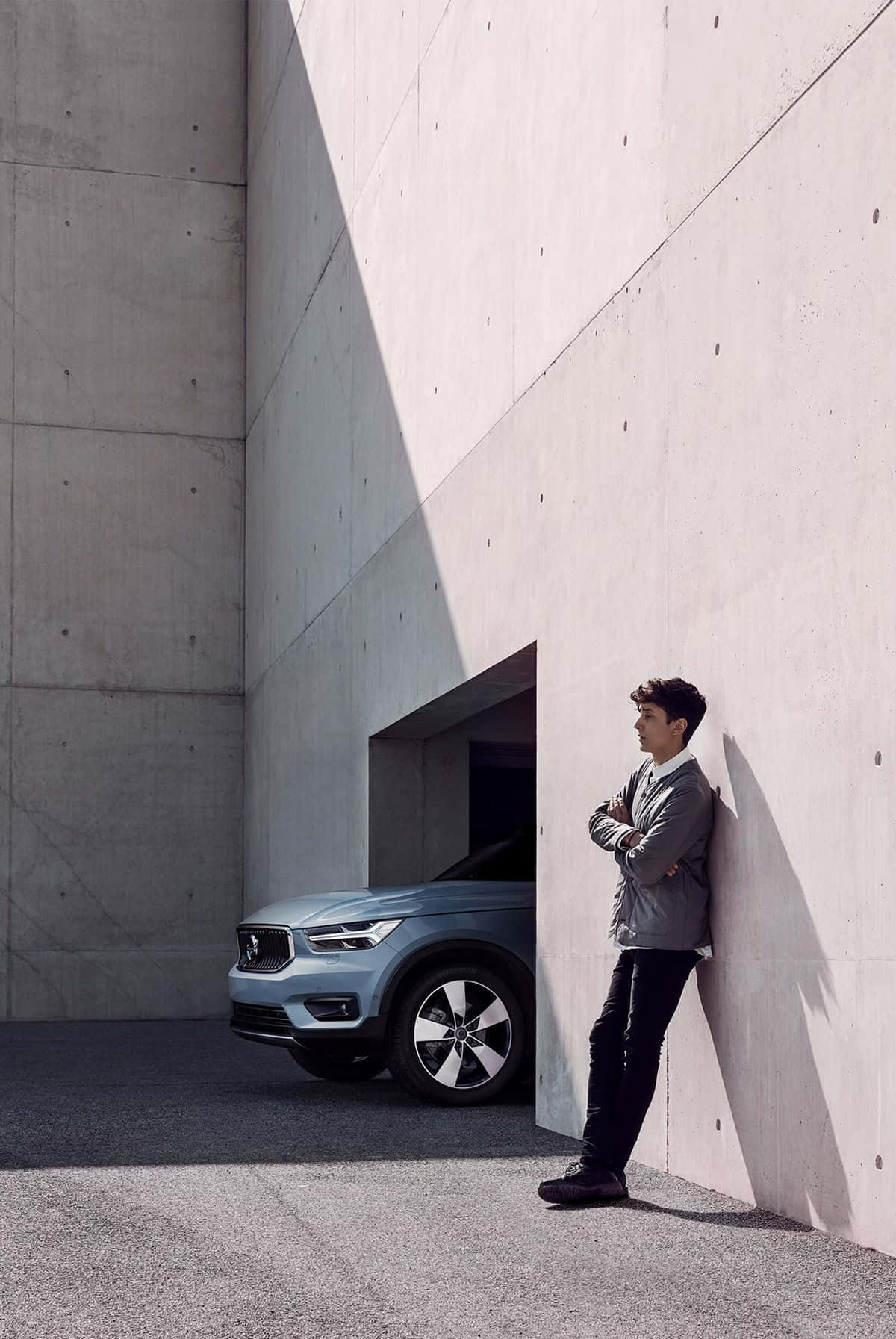 Family Car, sleek blue SUV, stark concrete wall, HD Phone Wallpaper