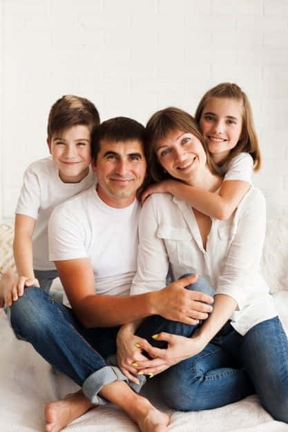 Family Portrait, white shirts, jeans, SD Phone Wallpaper
