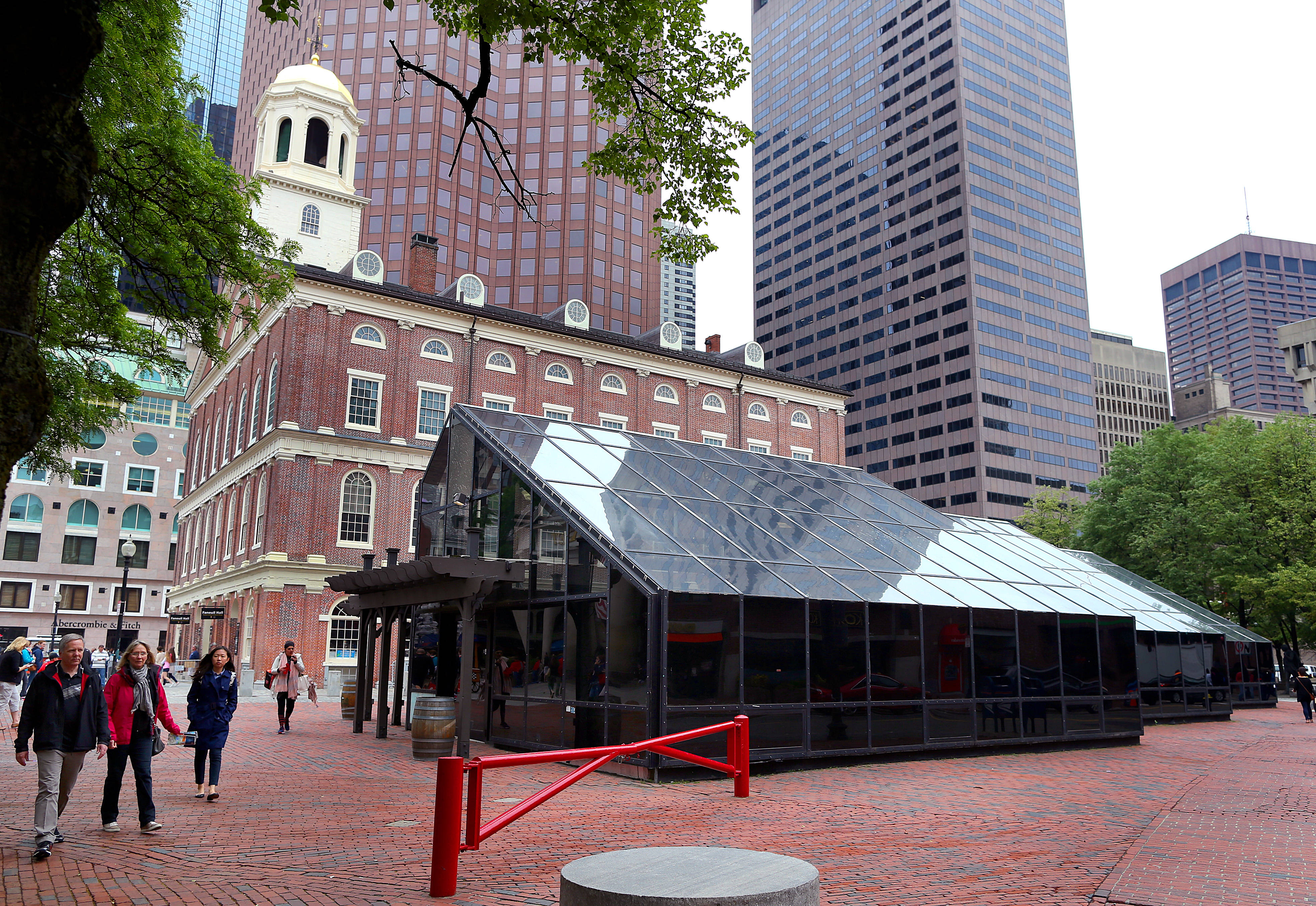 Faneuil Hall, glass greenhouse, brick plaza, 4K Desktop Wallpaper