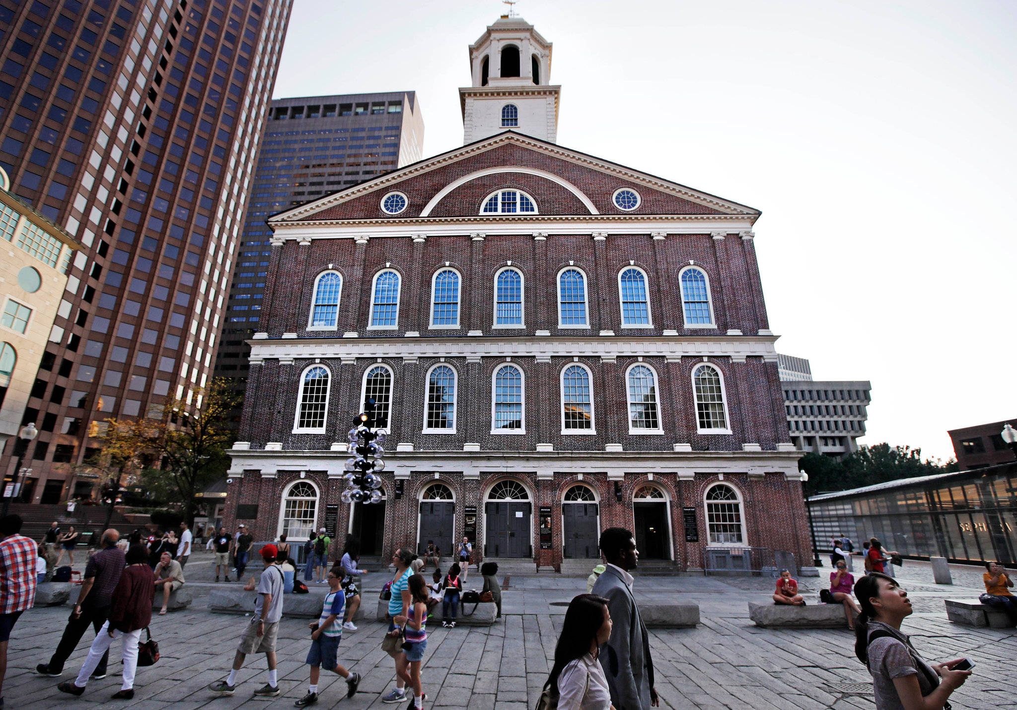 Faneuil Hall, building facade, historic brick church, Full HD Desktop Wallpaper