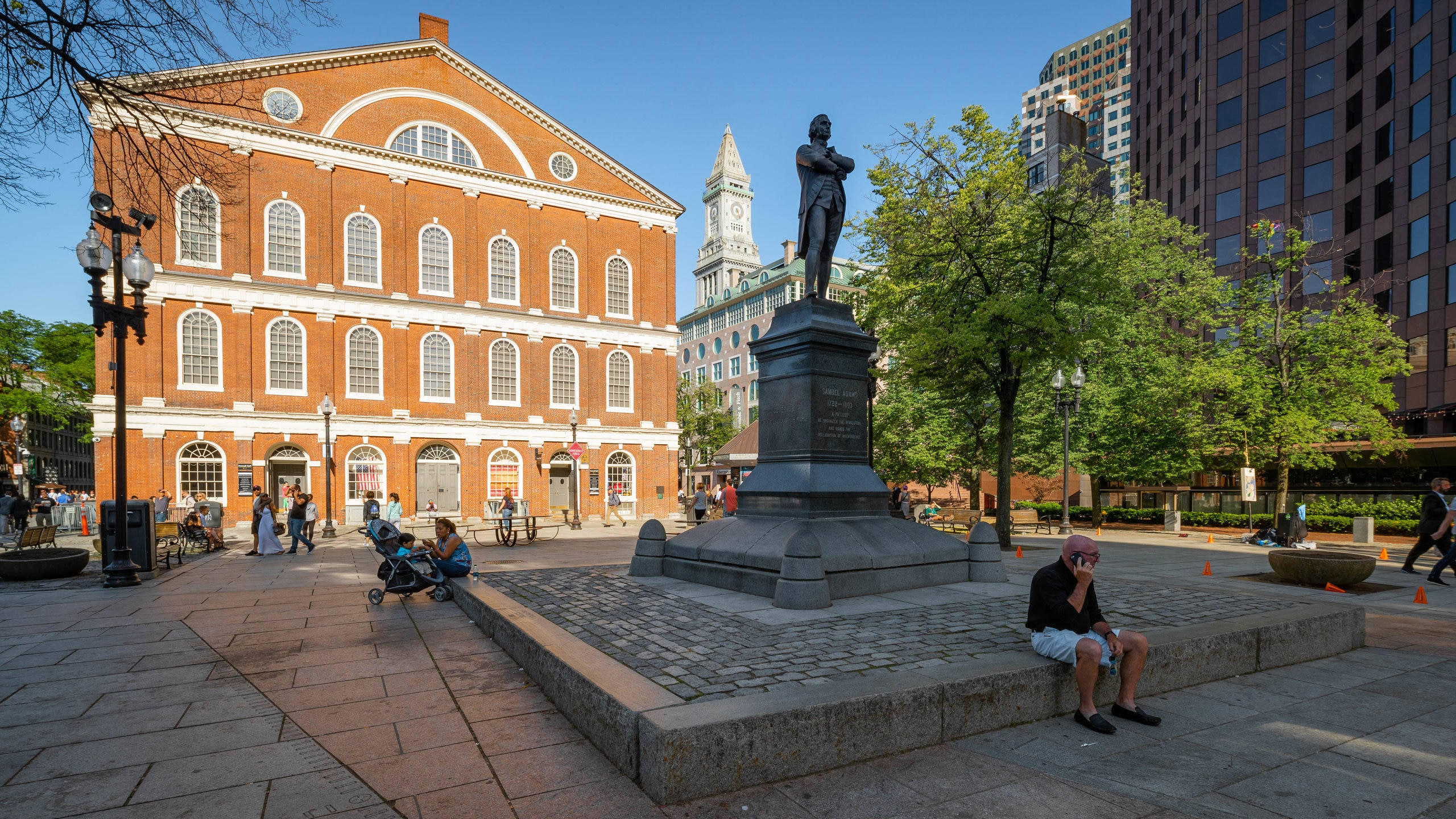 Faneuil Hall, monument, red brick building, 2K Desktop Wallpaper