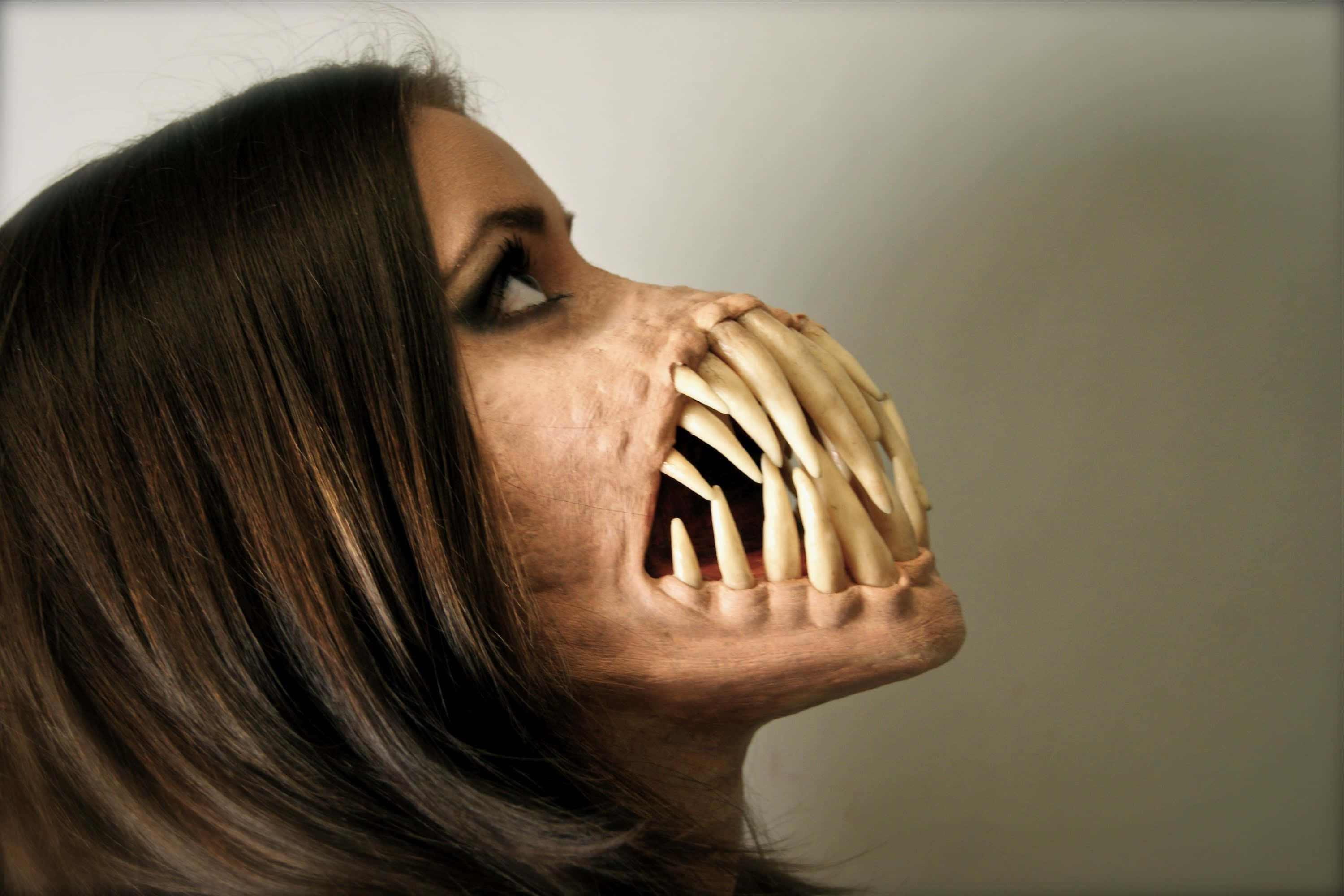 Fantasy Monster Mouth Makeup, grotesque mask, sharp teeth, 2K Desktop Wallpaper