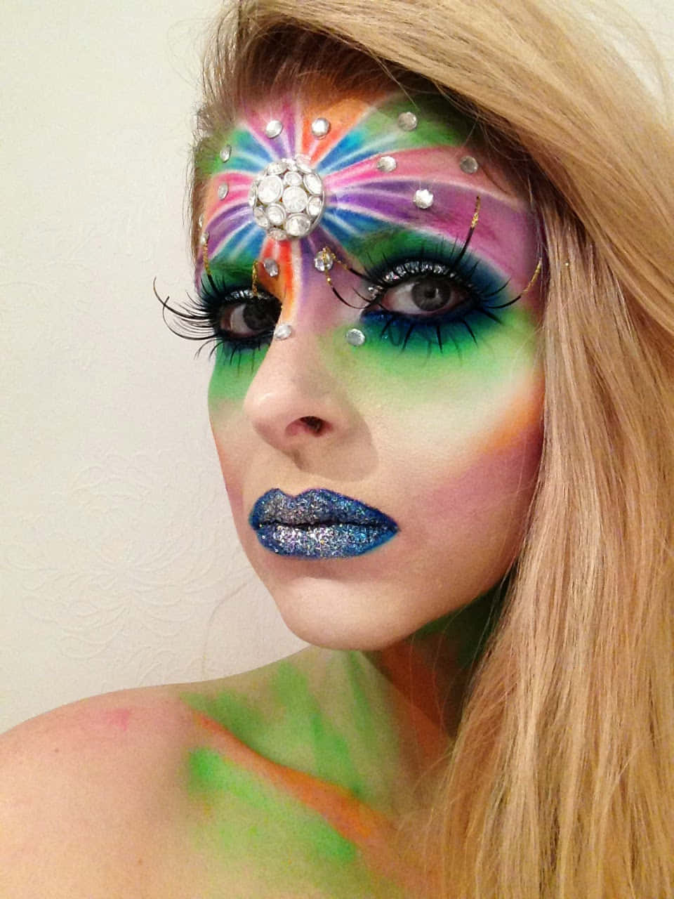 vibrant rainbow makeup, glittering rhinestones, forehead, HD Phone Wallpaper