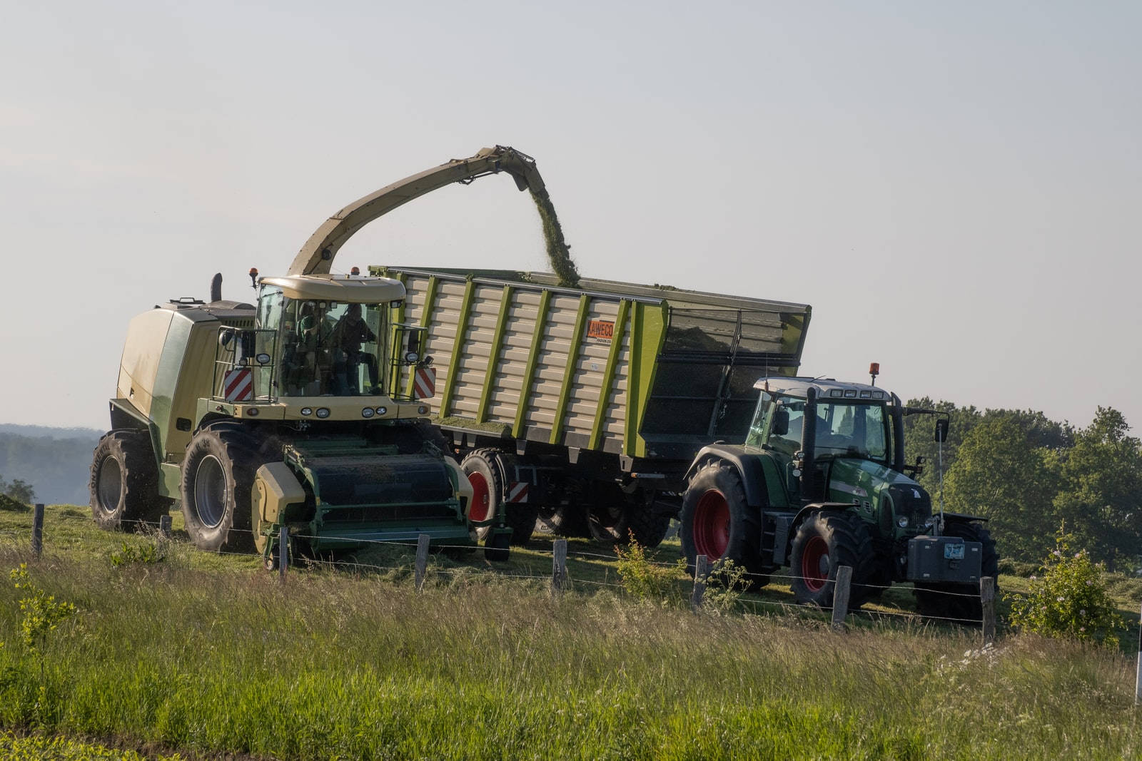 green forage harvester, thresher, tractor, HD Desktop Wallpaper