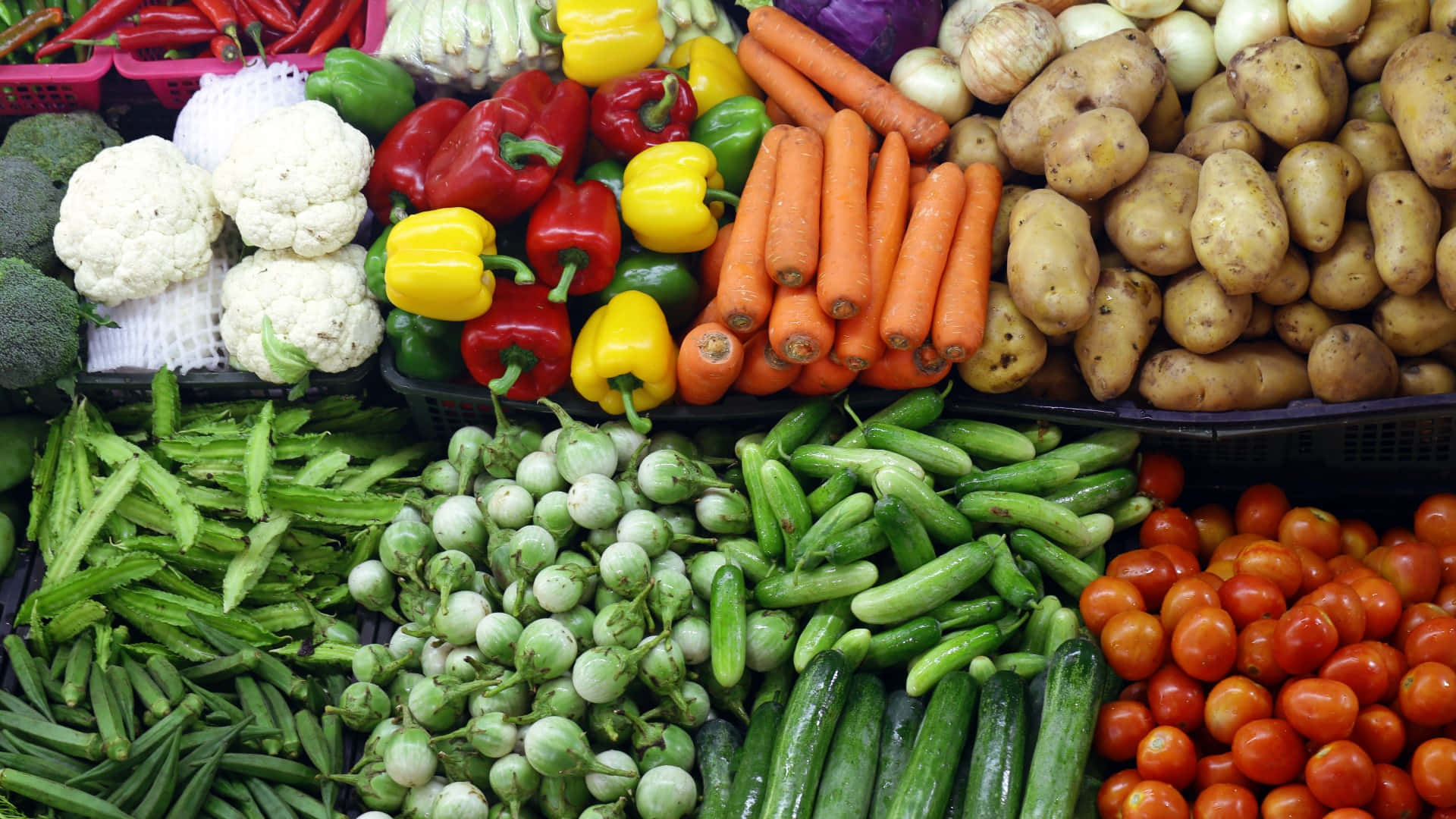 Farmers Market, carrots, tomatoes, Full HD Desktop Wallpaper