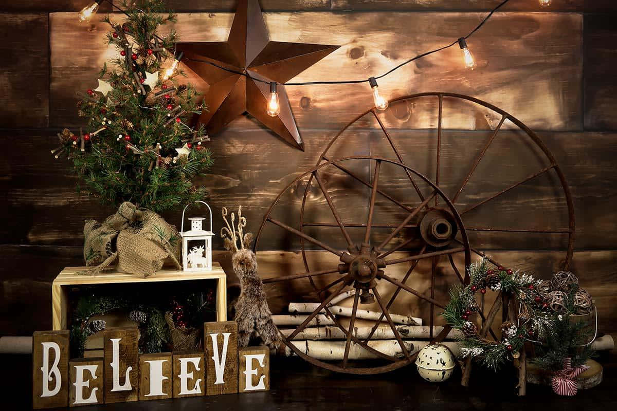 Farmhouse Christmas, rustic Christmas scene, small tree, SD Desktop Wallpaper