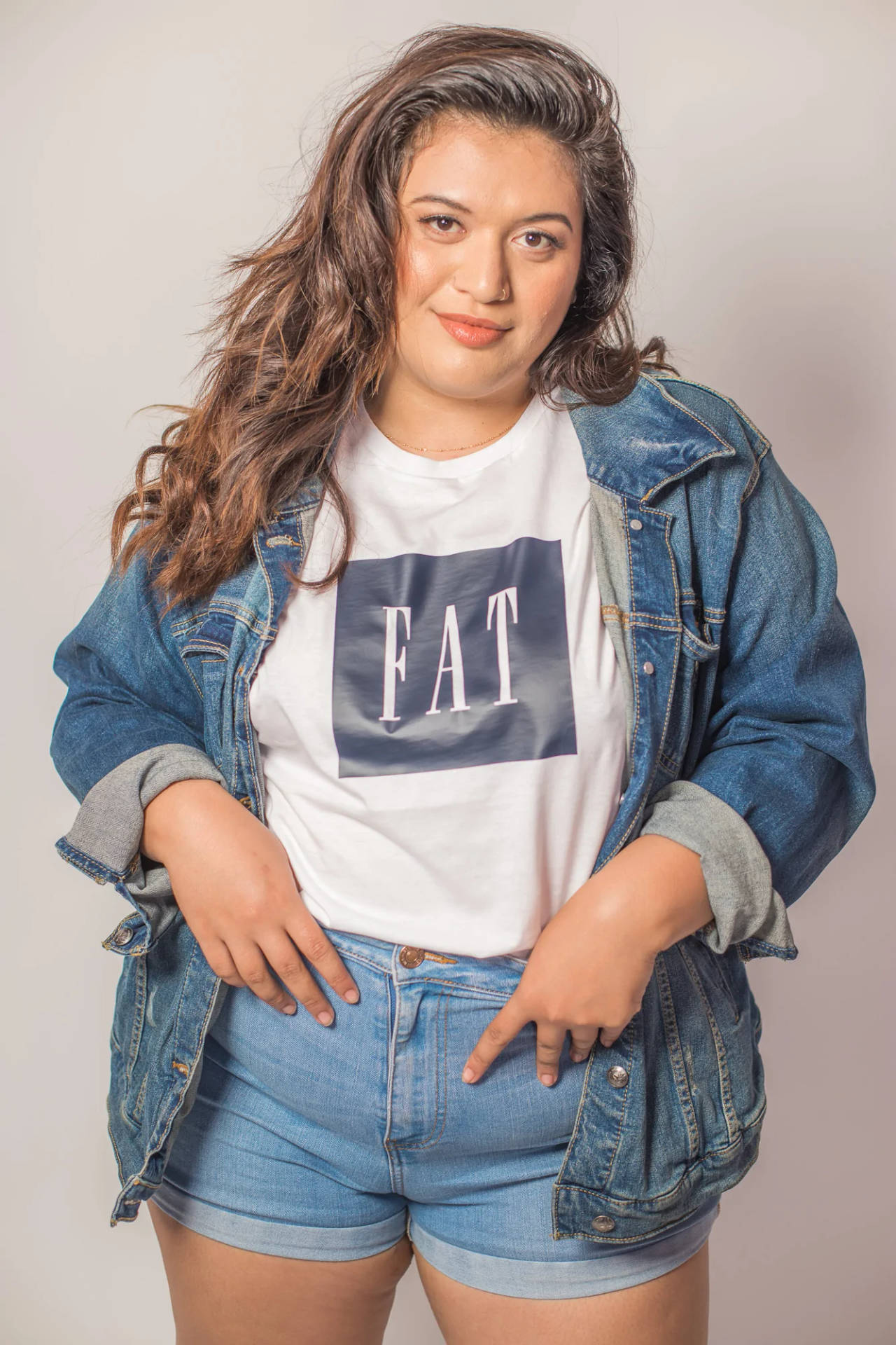 Fat Girl, denim jacket, denim shorts, Full HD Phone Wallpaper